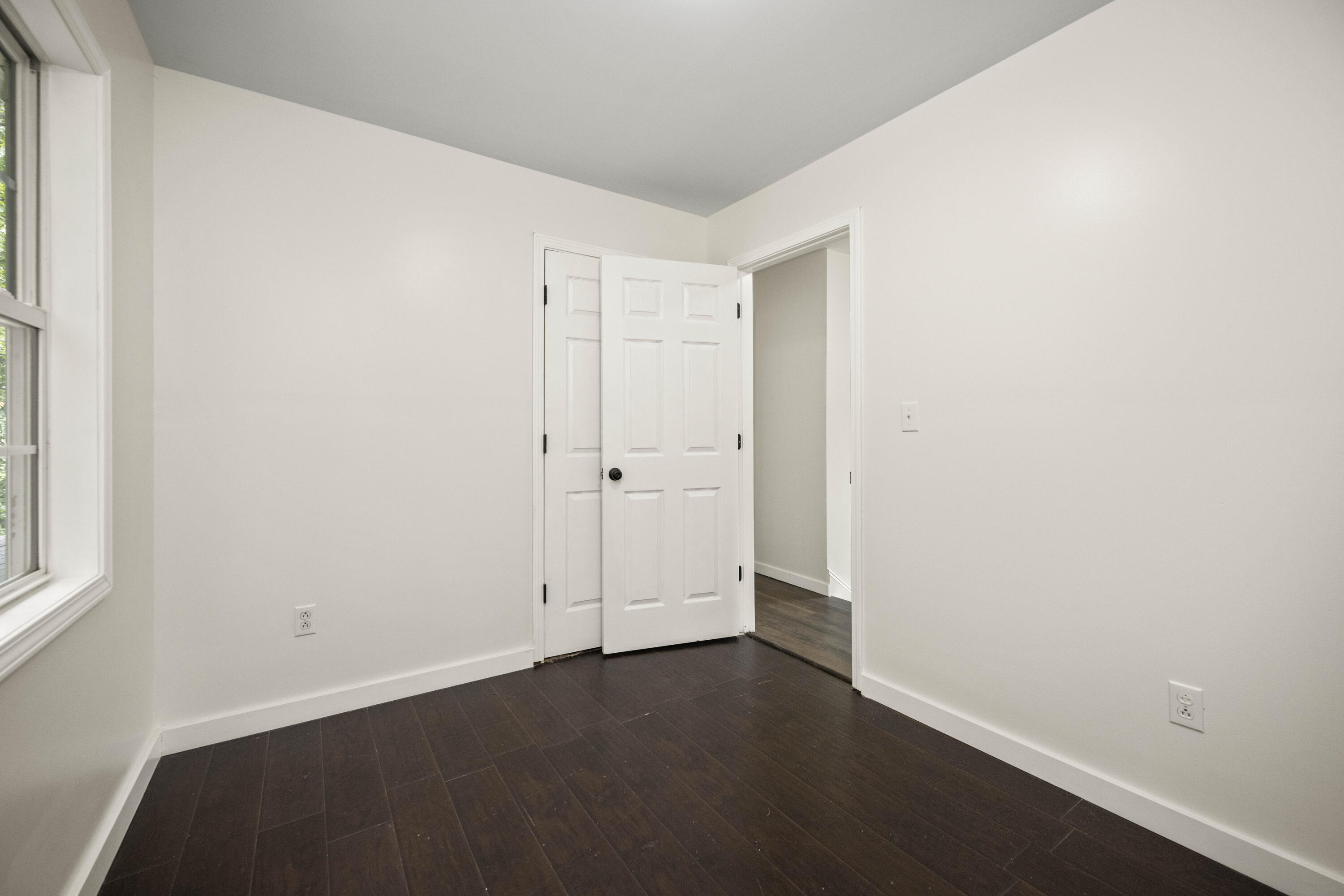 Berea, Kentucky 40403, United States, 3 Bedrooms Bedrooms, ,3 BathroomsBathrooms,Residential,Active,188906