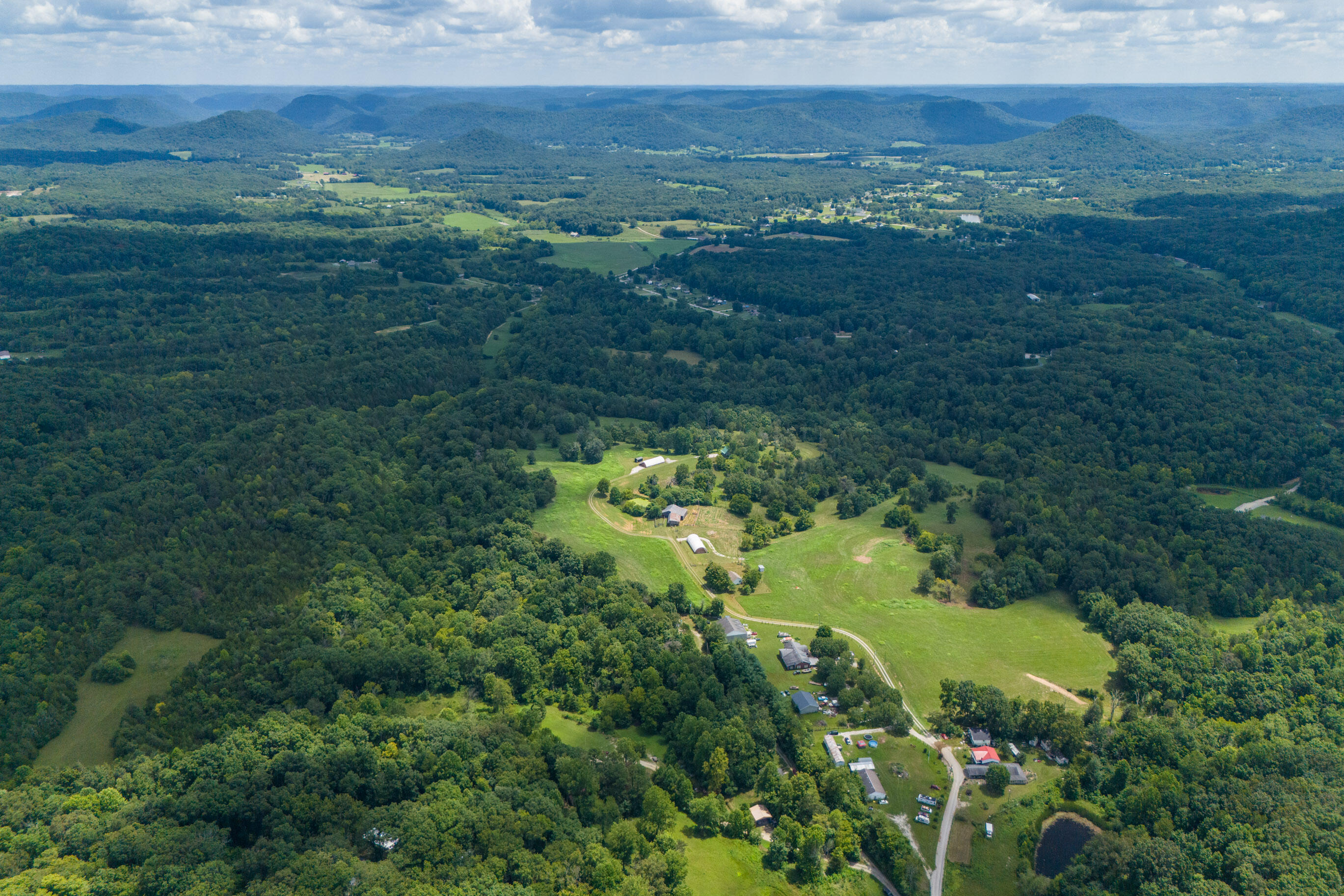 Berea, Kentucky 40403, United States, 3 Bedrooms Bedrooms, ,3 BathroomsBathrooms,Residential,Active,188906