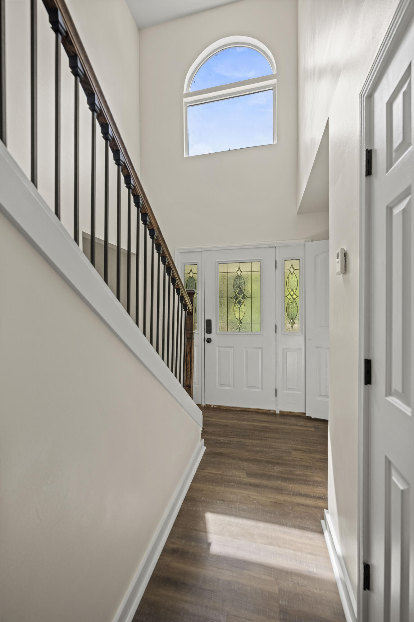 Berea, Kentucky 40403, United States, 3 Bedrooms Bedrooms, ,3 BathroomsBathrooms,Residential,Active,188906