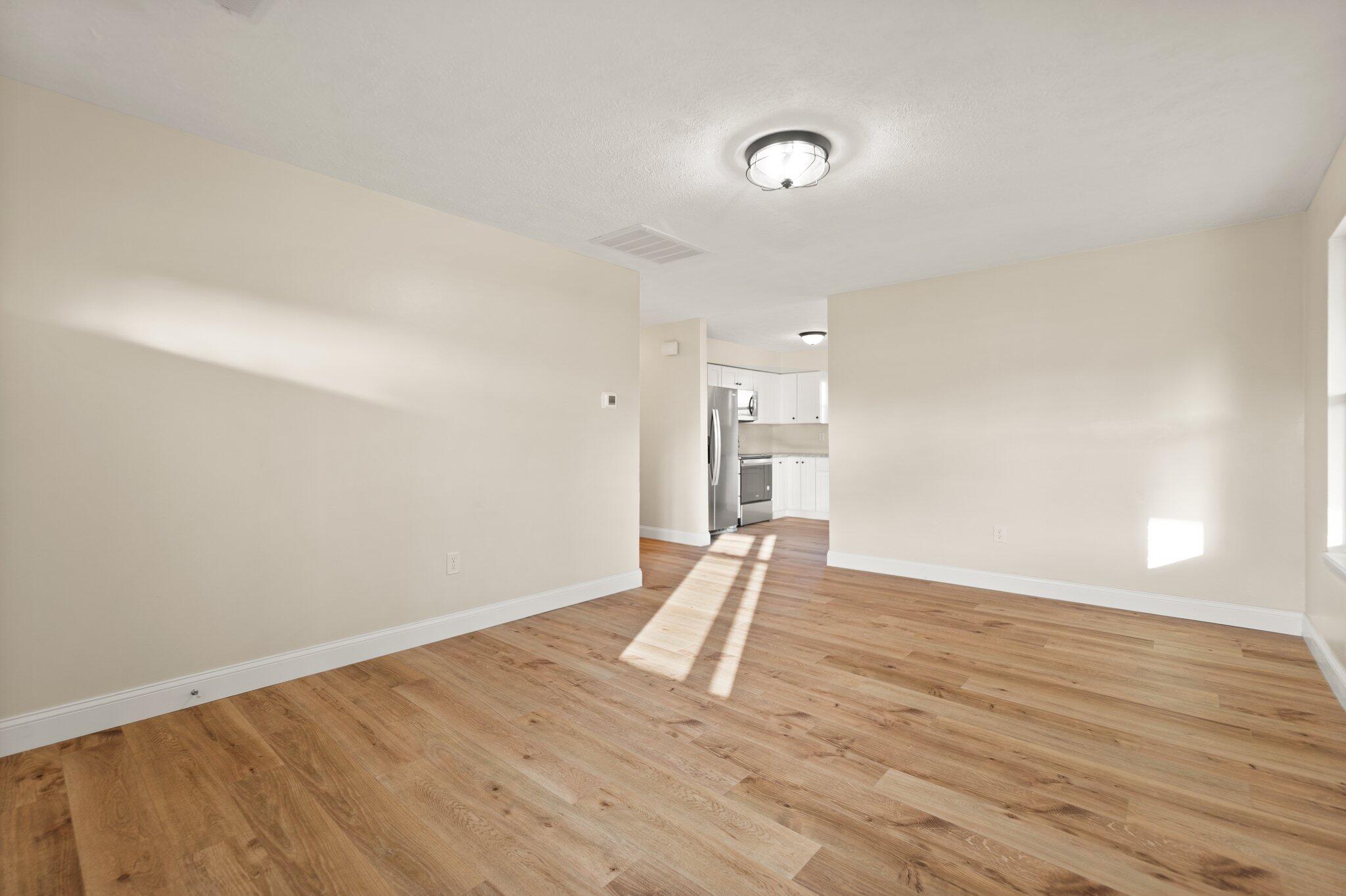 Stanton, Kentucky 40380, United States, 3 Bedrooms Bedrooms, ,1 BathroomBathrooms,Residential,Active,104299