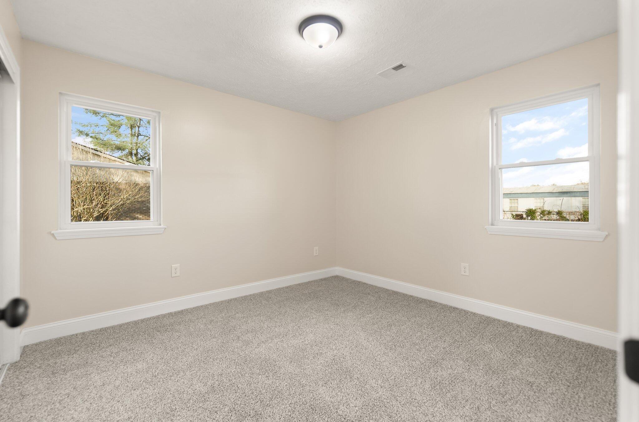 Stanton, Kentucky 40380, United States, 3 Bedrooms Bedrooms, ,1 BathroomBathrooms,Residential,Active,104299