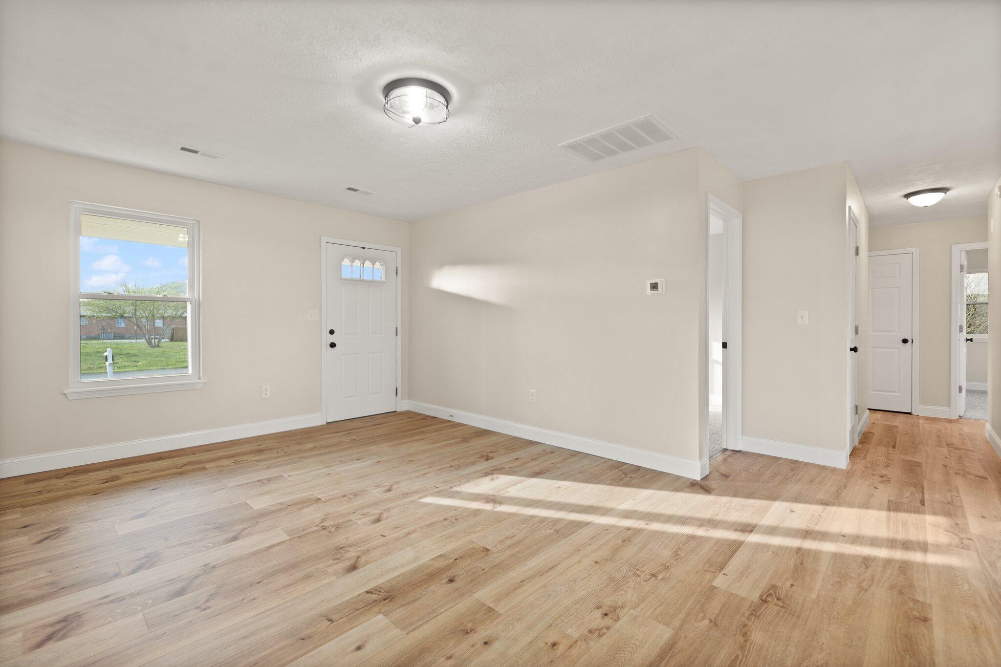 Stanton, Kentucky 40380, United States, 3 Bedrooms Bedrooms, ,1 BathroomBathrooms,Residential,Active,104299