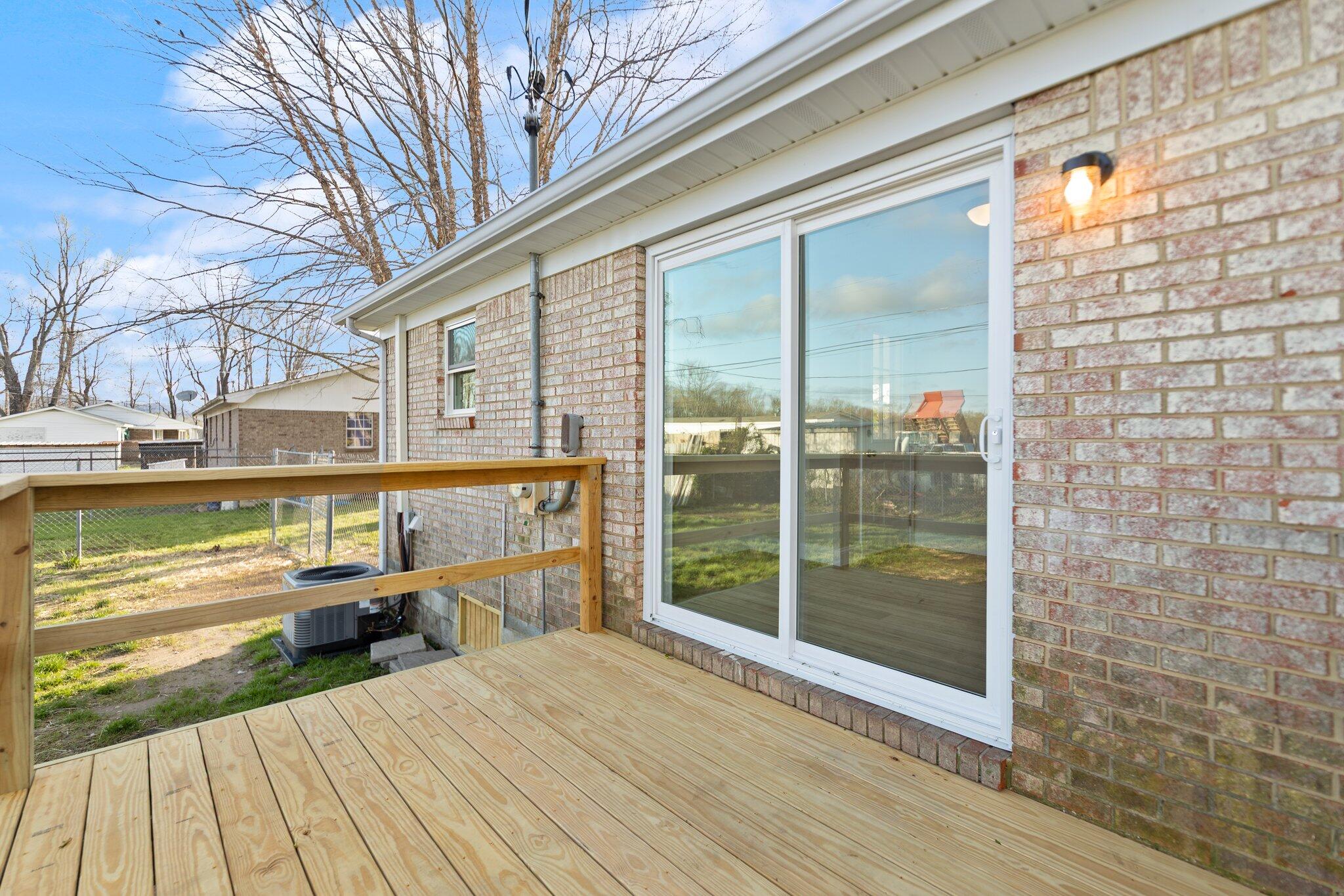 Stanton, Kentucky 40380, United States, 3 Bedrooms Bedrooms, ,1 BathroomBathrooms,Residential,Active,104299