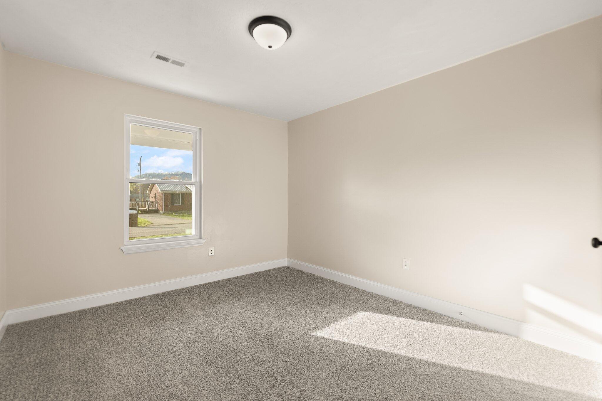 Stanton, Kentucky 40380, United States, 3 Bedrooms Bedrooms, ,1 BathroomBathrooms,Residential,Active,104299