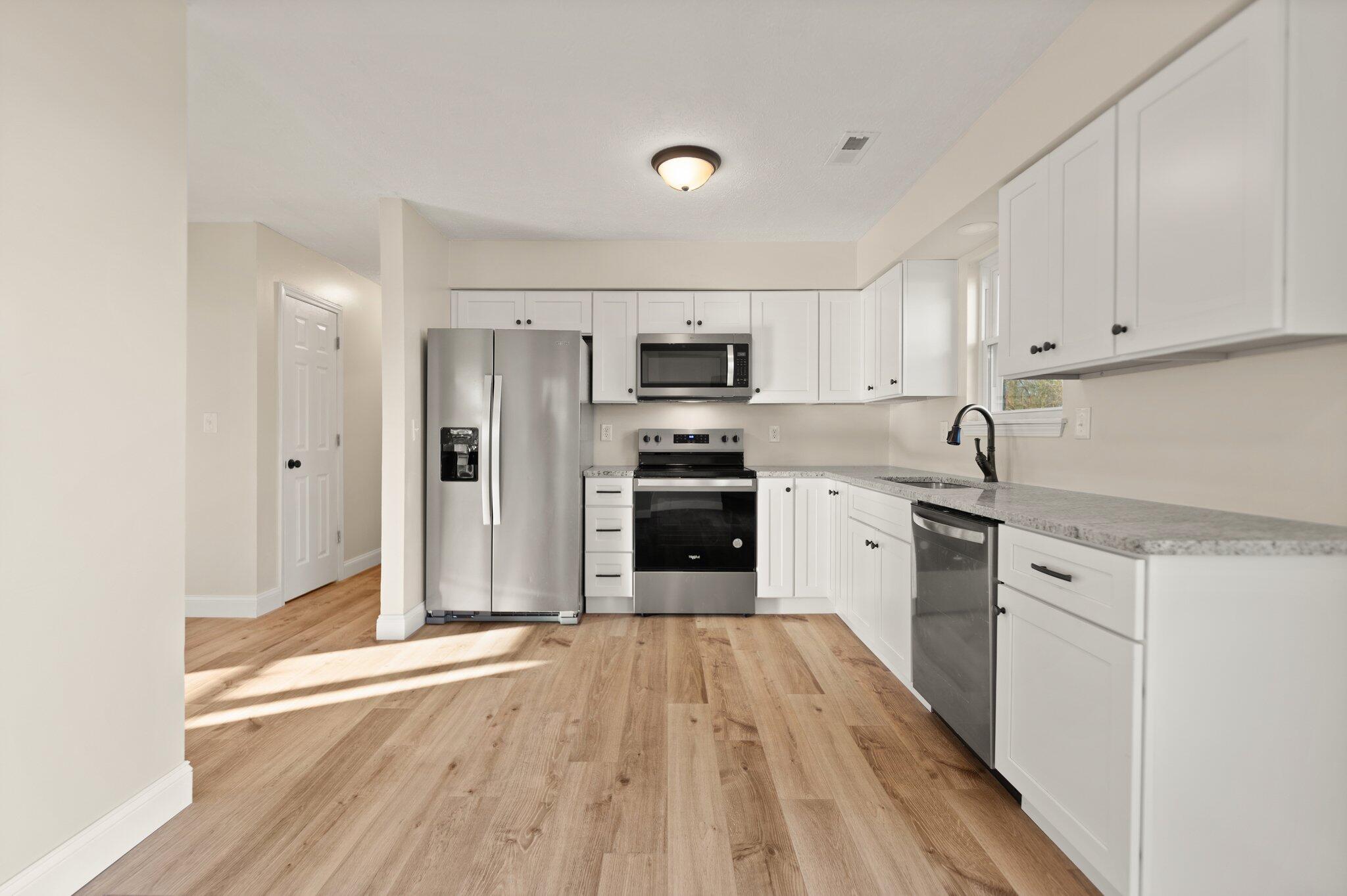 Stanton, Kentucky 40380, United States, 3 Bedrooms Bedrooms, ,1 BathroomBathrooms,Residential,Active,104299