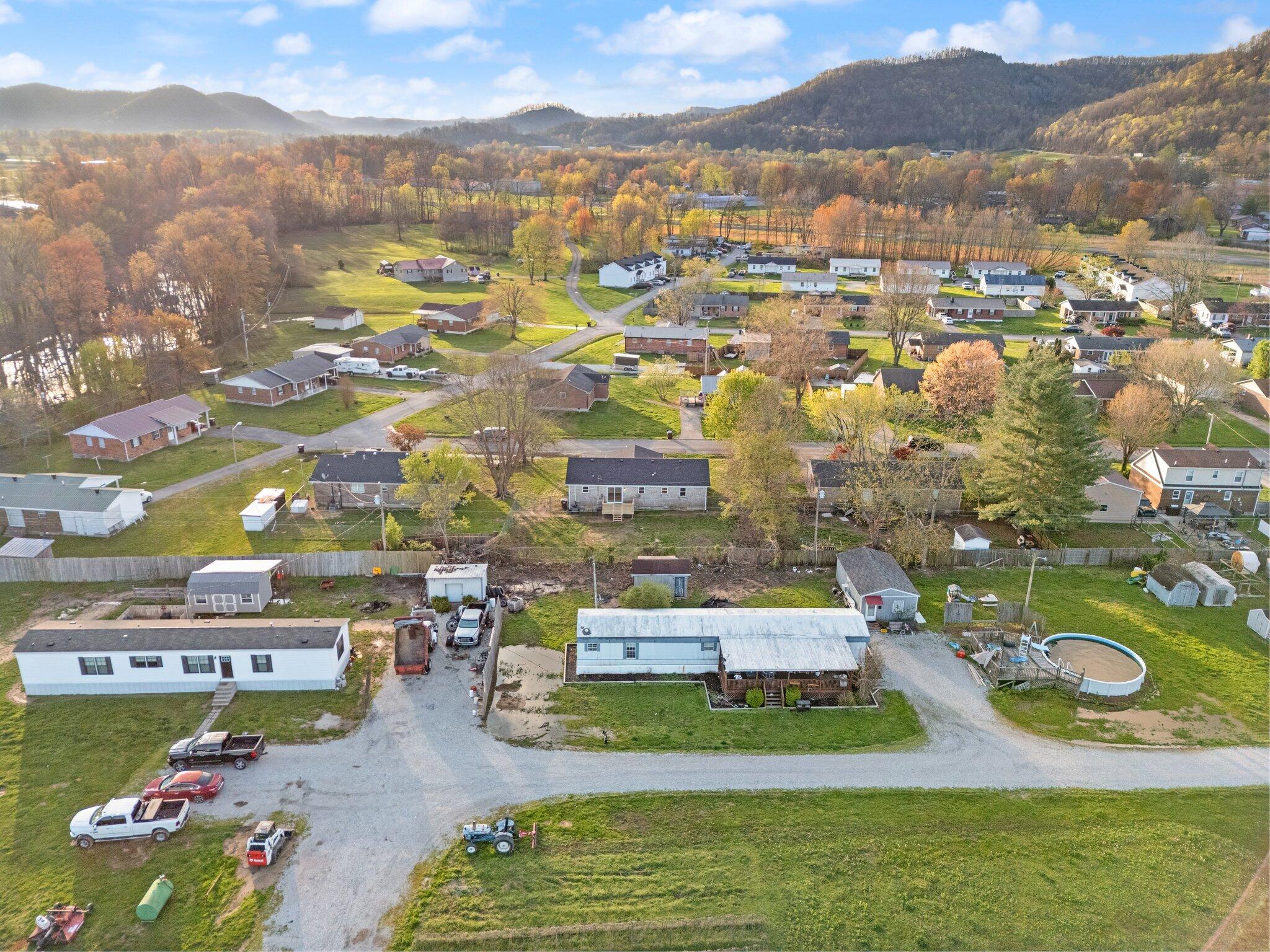 Stanton, Kentucky 40380, United States, 3 Bedrooms Bedrooms, ,1 BathroomBathrooms,Residential,Active,104299