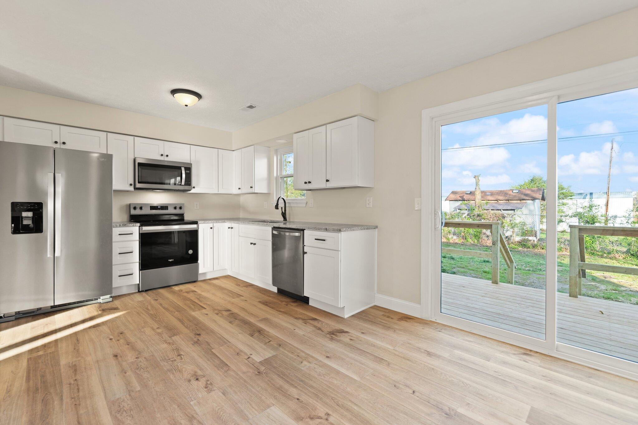 Stanton, Kentucky 40380, United States, 3 Bedrooms Bedrooms, ,1 BathroomBathrooms,Residential,Active,104299