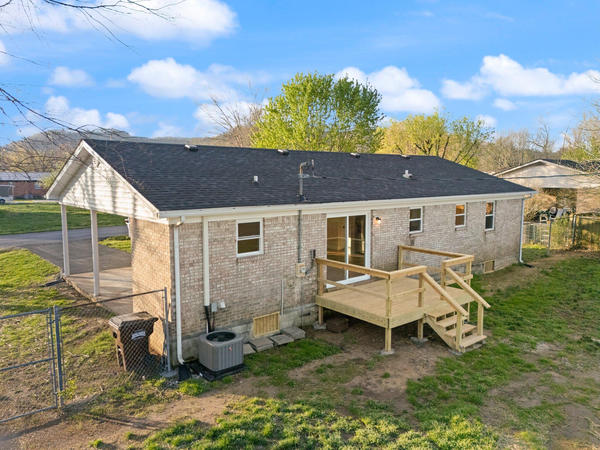 Stanton, Kentucky 40380, United States, 3 Bedrooms Bedrooms, ,1 BathroomBathrooms,Residential,Active,104299