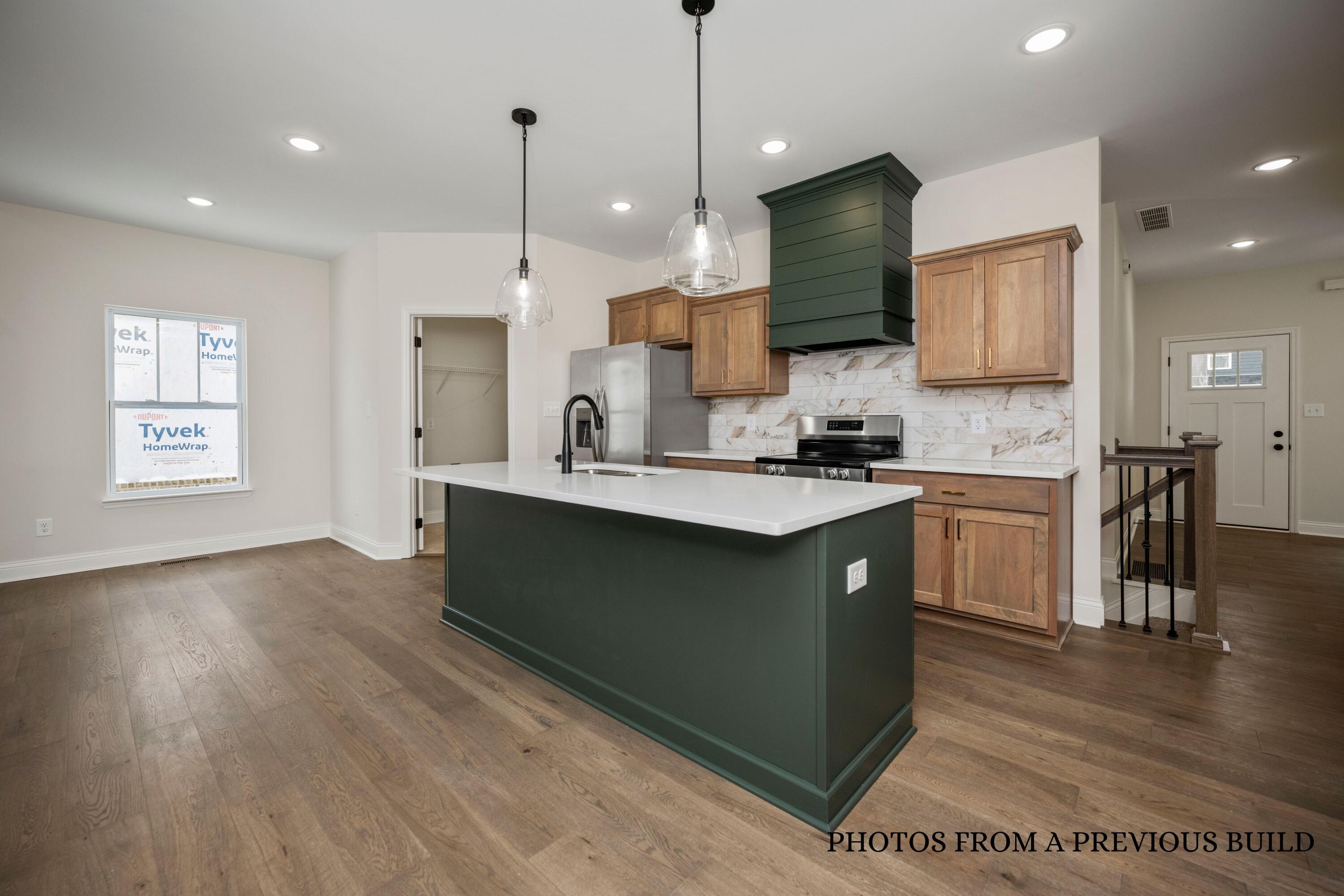 Richmond, Kentucky 40475, United States, 5 Bedrooms Bedrooms, ,3 BathroomsBathrooms,Residential,Active,256558