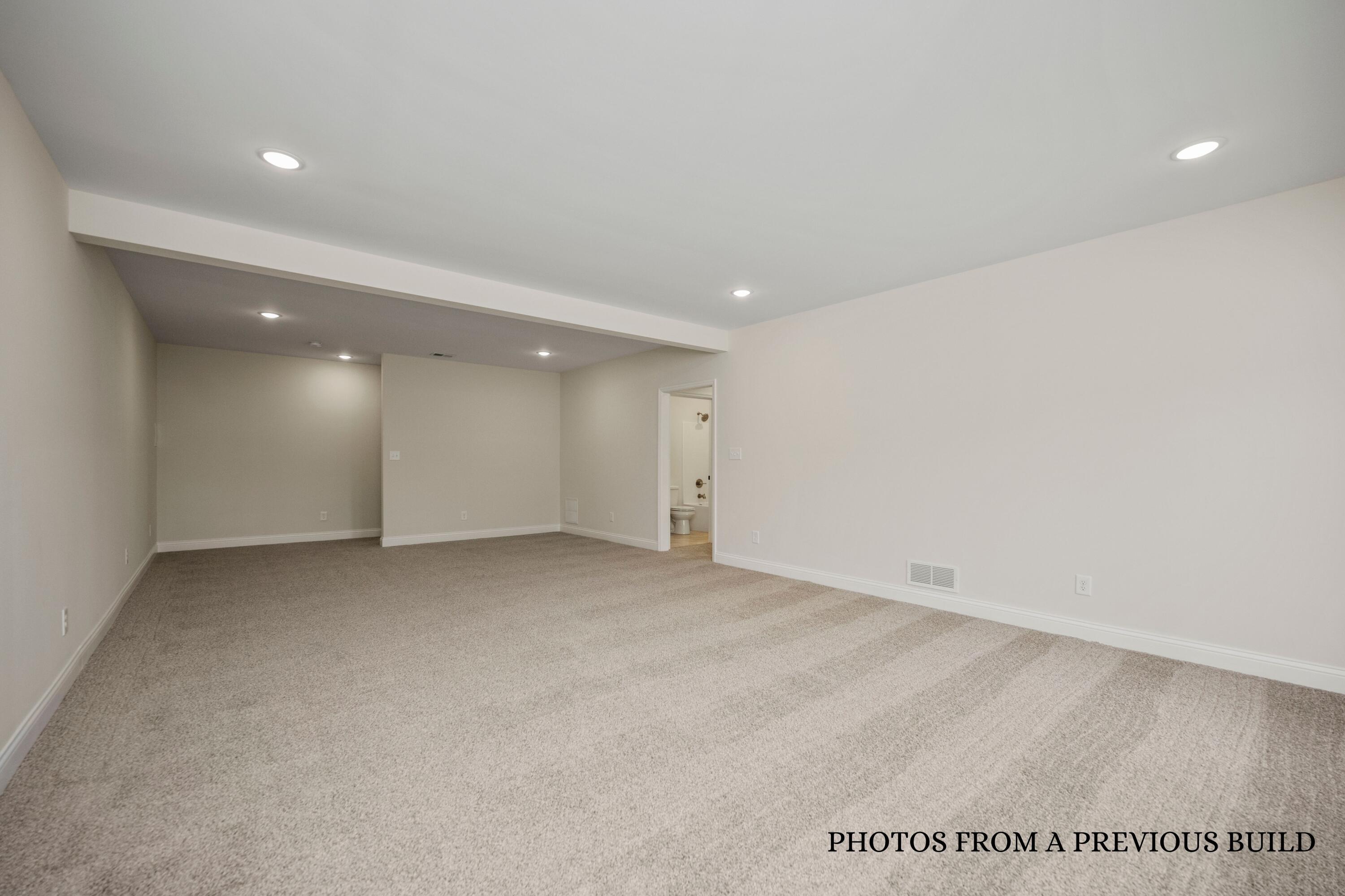 Richmond, Kentucky 40475, United States, 5 Bedrooms Bedrooms, ,3 BathroomsBathrooms,Residential,Active,256558