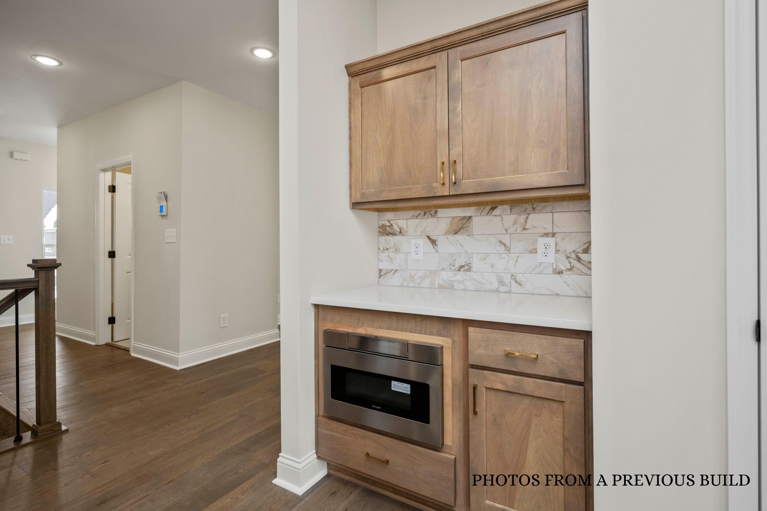 Richmond, Kentucky 40475, United States, 5 Bedrooms Bedrooms, ,3 BathroomsBathrooms,Residential,Active,256558