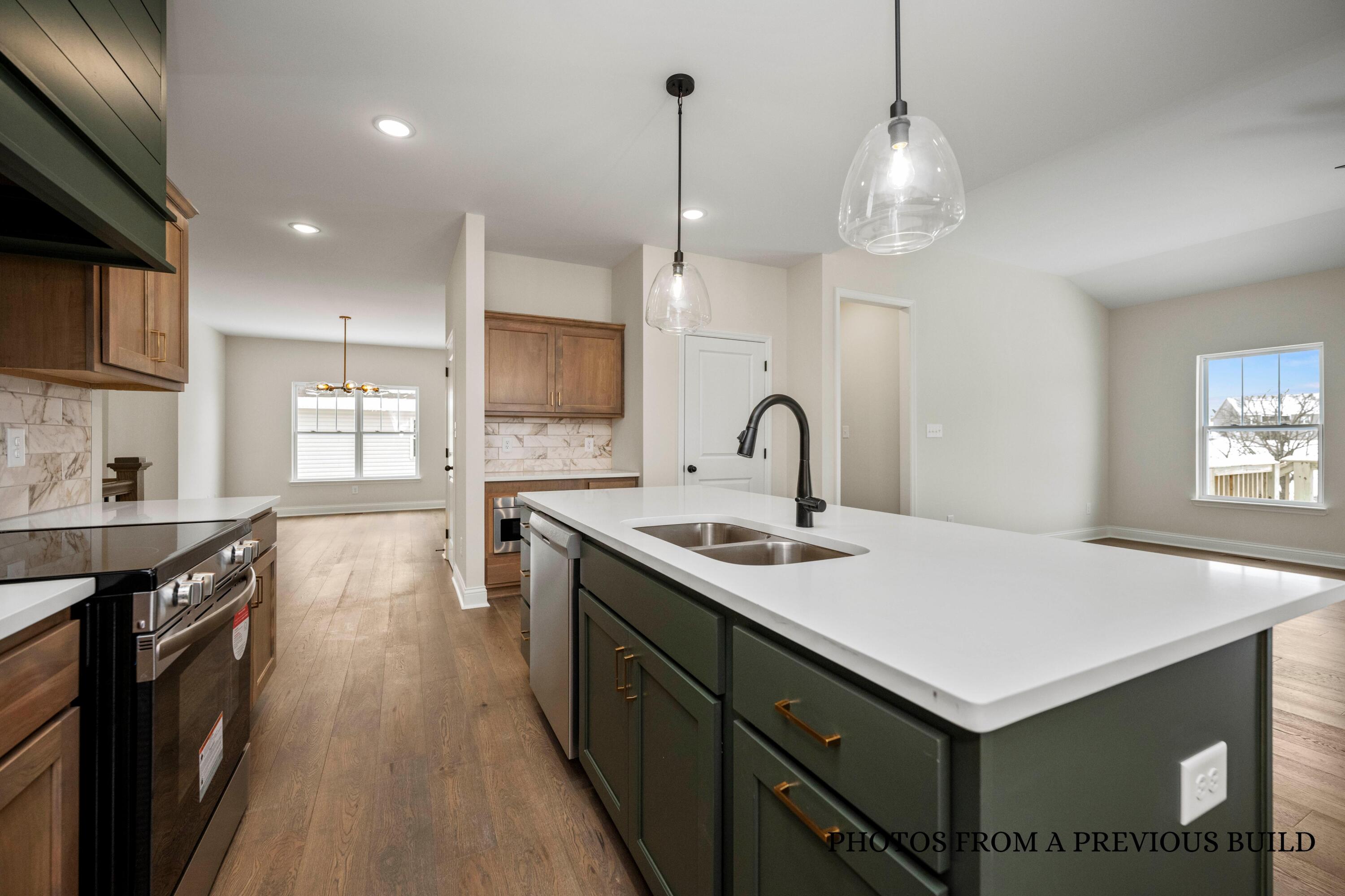 Richmond, Kentucky 40475, United States, 5 Bedrooms Bedrooms, ,3 BathroomsBathrooms,Residential,Active,256558