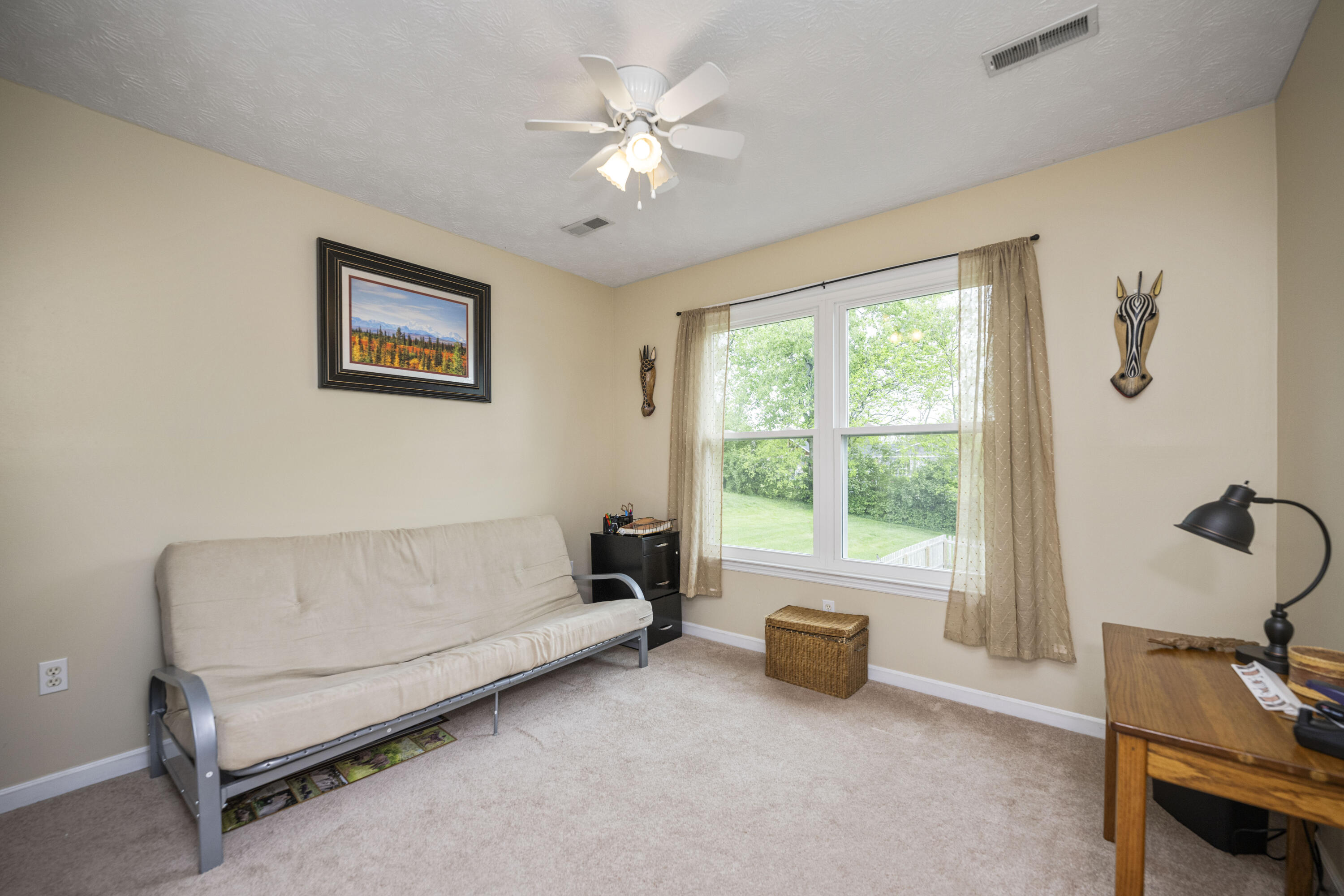 Richmond, Kentucky 40475, United States, 4 Bedrooms Bedrooms, ,3 BathroomsBathrooms,Residential,Pending,122624