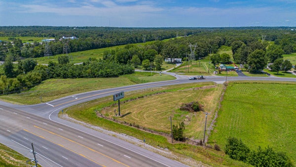 2900 JOHN L PURYEAR DR, PADUCAH, KY 42003 - Image f4de1108823aabda4e9ca2e2f76c35d1/2489743417