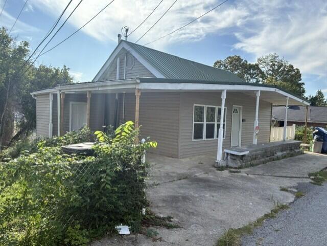 Photo of 231 Pine Street, Paintsville, KY 41240 (MLS # 26025631)