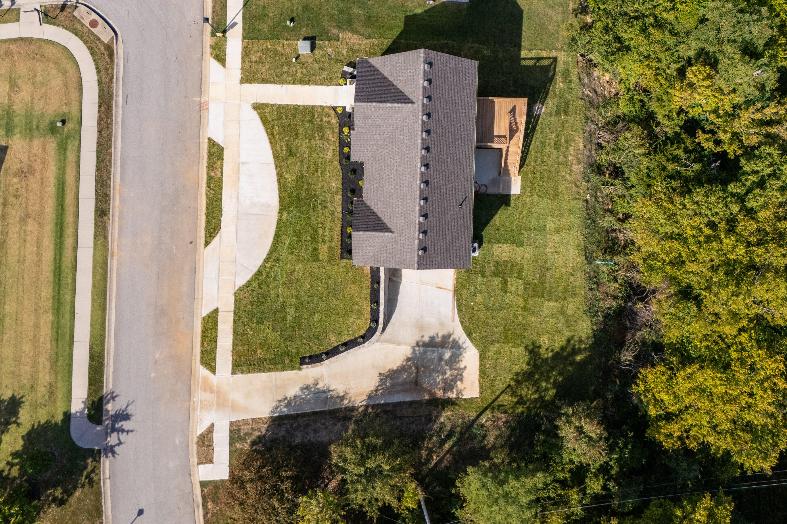 Richmond, Kentucky 40475, United States, 4 Bedrooms Bedrooms, ,3 BathroomsBathrooms,Residential,Active,182420