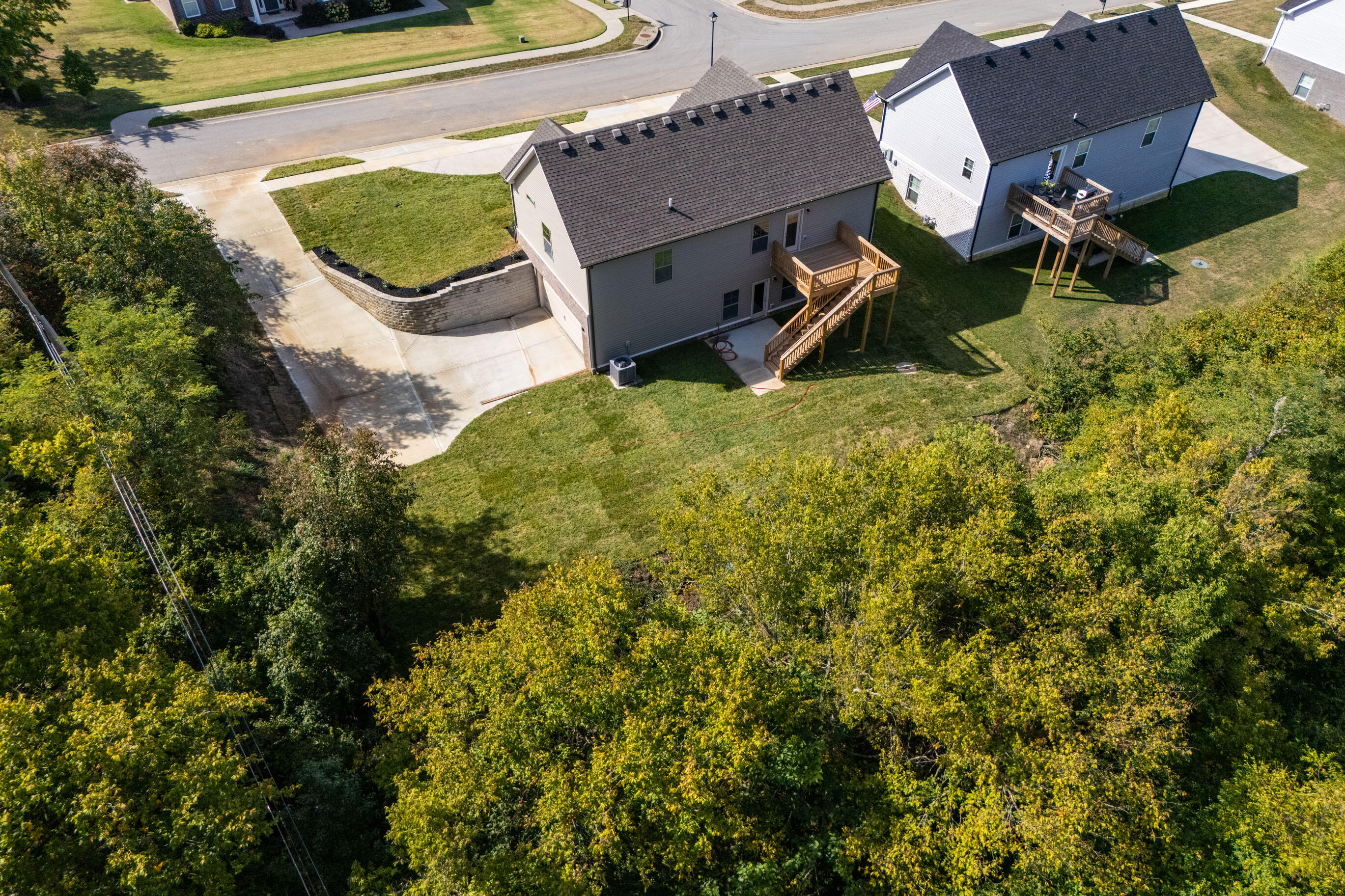 Richmond, Kentucky 40475, United States, 4 Bedrooms Bedrooms, ,3 BathroomsBathrooms,Residential,Active,182420