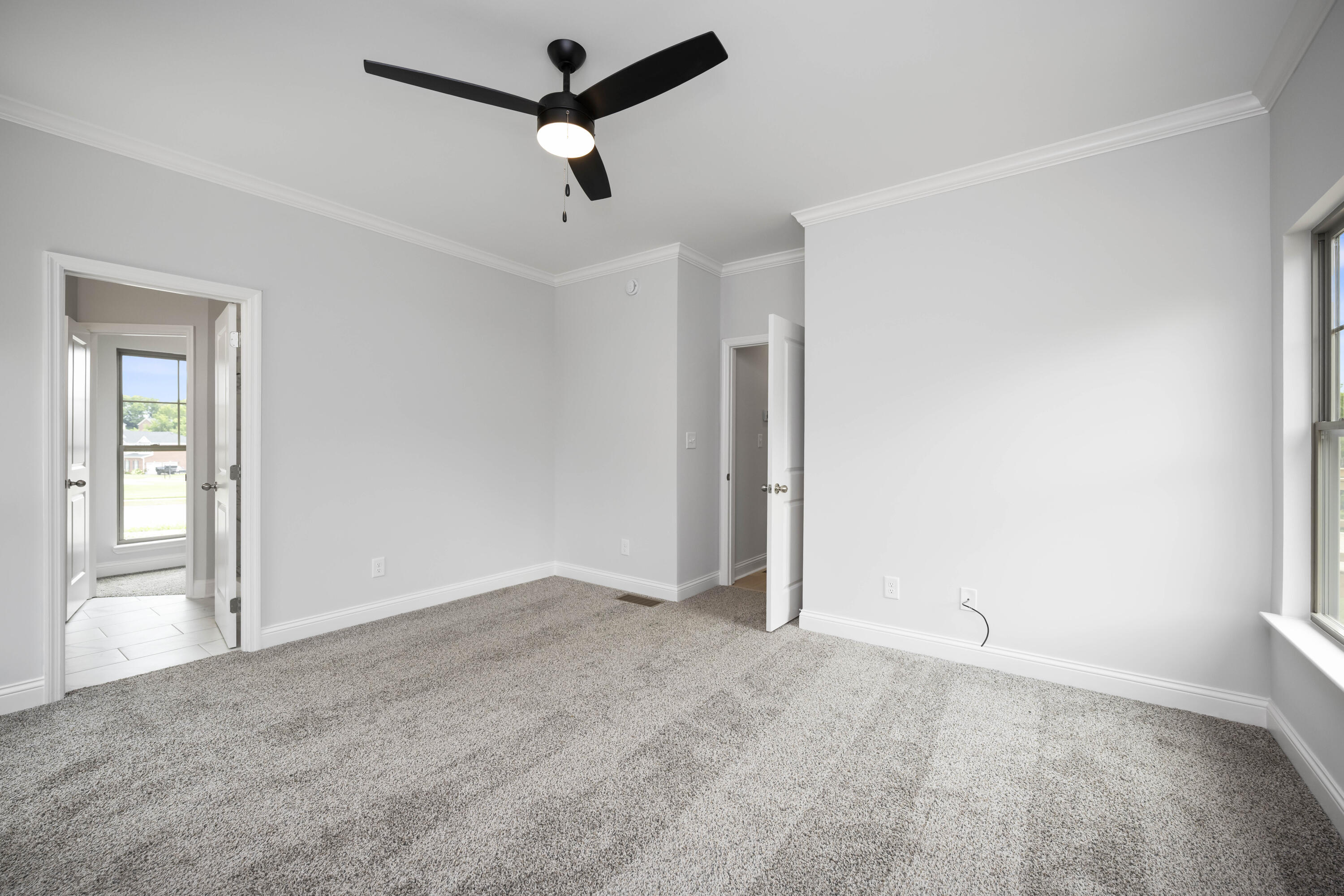 Richmond, Kentucky 40475, United States, 4 Bedrooms Bedrooms, ,3 BathroomsBathrooms,Residential,Active,182420