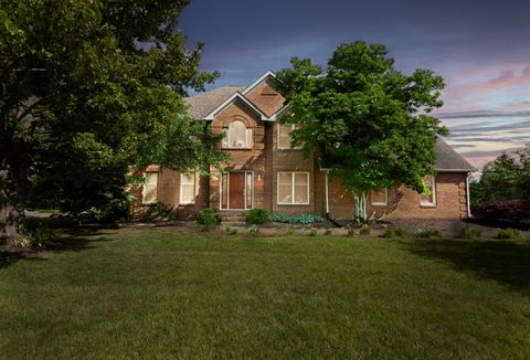 Photo of 6011 Canonero Way, Versailles, KY 40383 (MLS # 25501130)