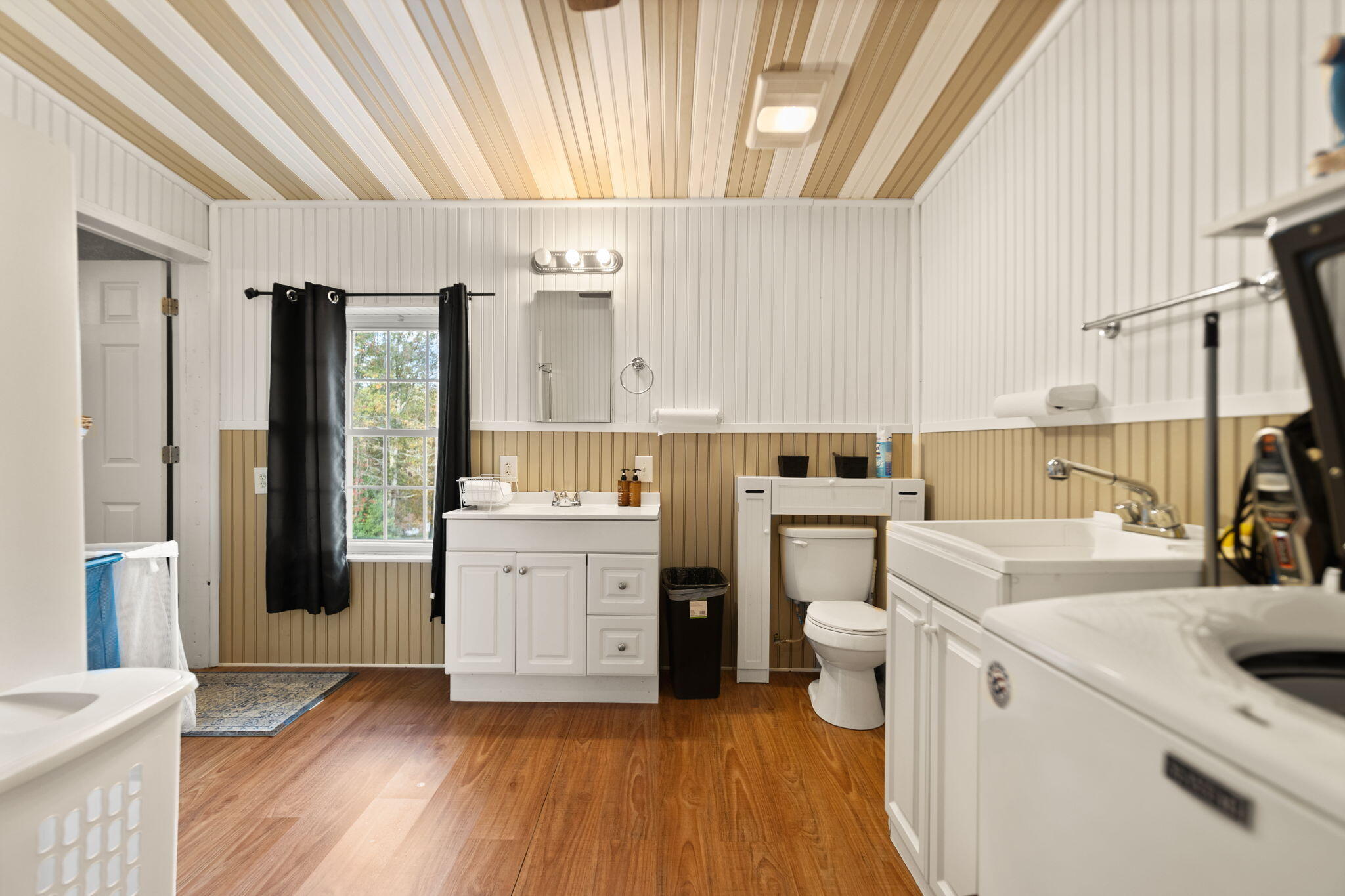 Clay City, Kentucky 40312, United States, 10 Bedrooms Bedrooms, ,10 BathroomsBathrooms,Residential,Active,223383