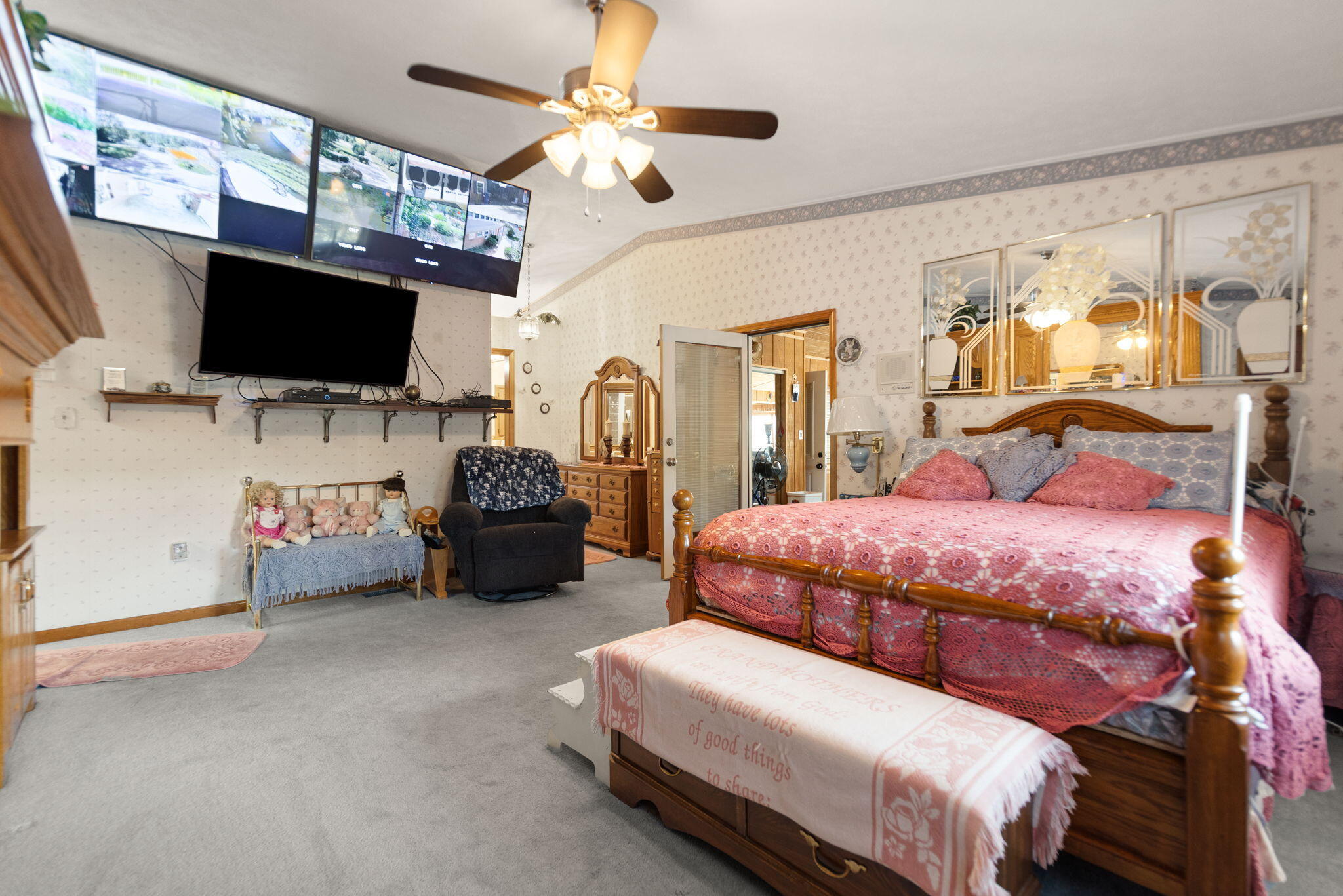 Clay City, Kentucky 40312, United States, 10 Bedrooms Bedrooms, ,10 BathroomsBathrooms,Residential,Active,223383