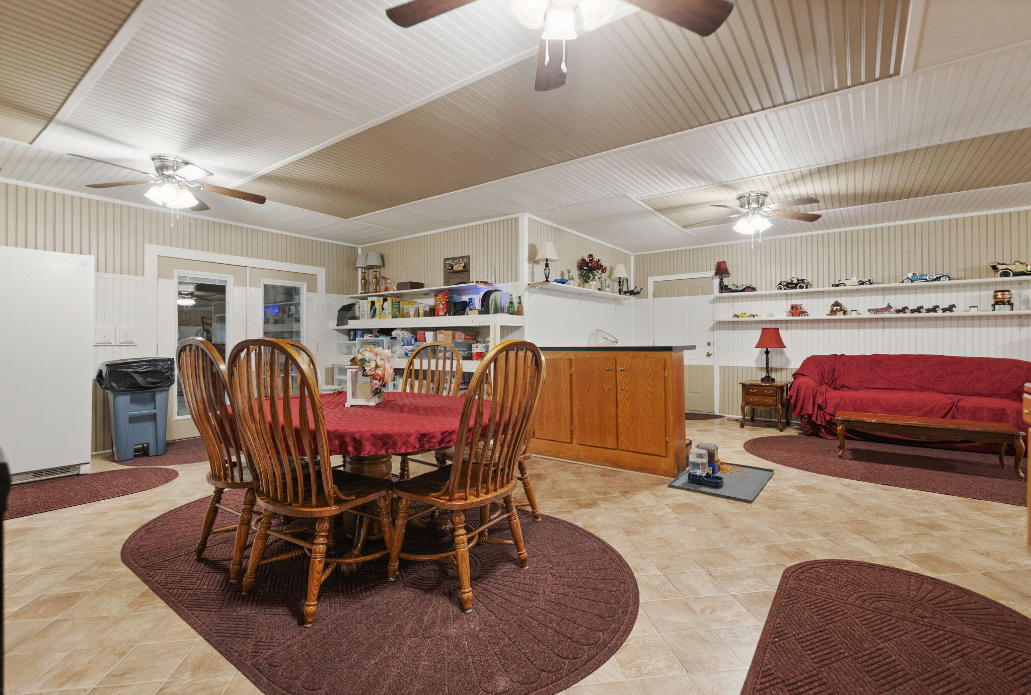 Clay City, Kentucky 40312, United States, 10 Bedrooms Bedrooms, ,10 BathroomsBathrooms,Residential,Active,223383