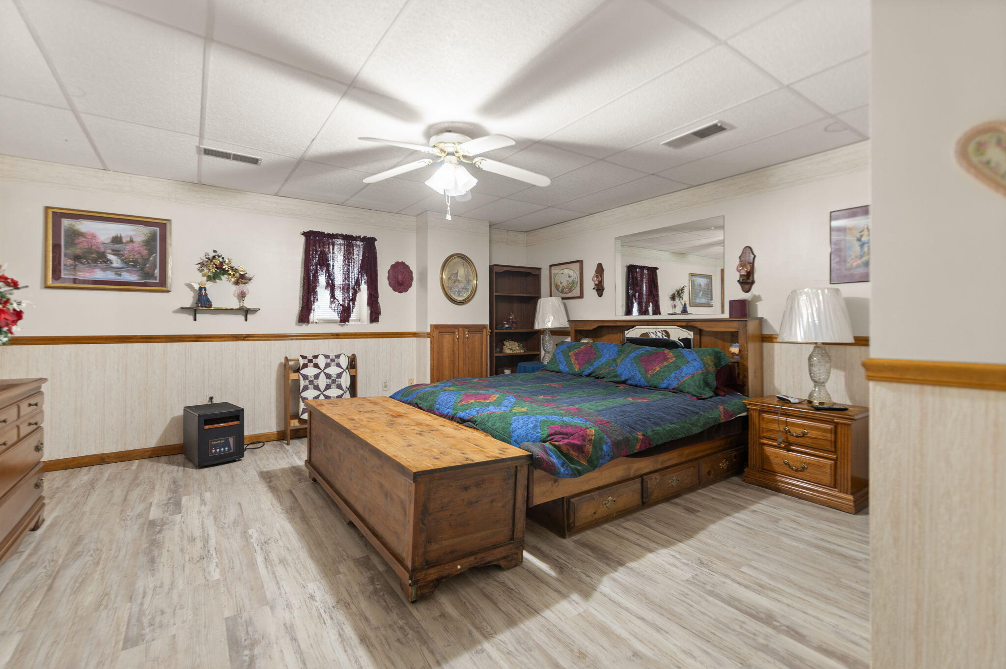 Clay City, Kentucky 40312, United States, 10 Bedrooms Bedrooms, ,10 BathroomsBathrooms,Residential,Active,223383