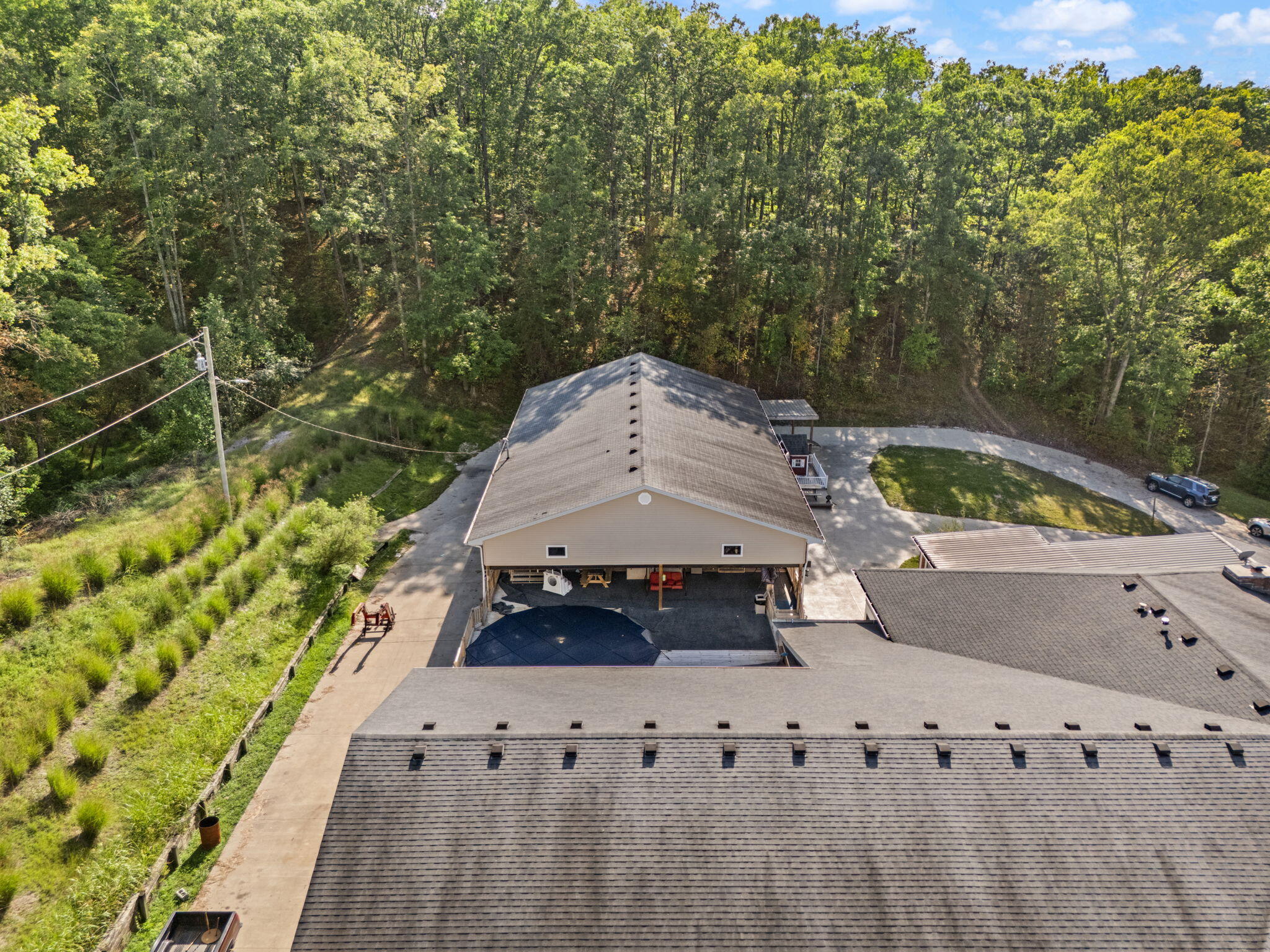 Clay City, Kentucky 40312, United States, 10 Bedrooms Bedrooms, ,10 BathroomsBathrooms,Residential,Active,223383