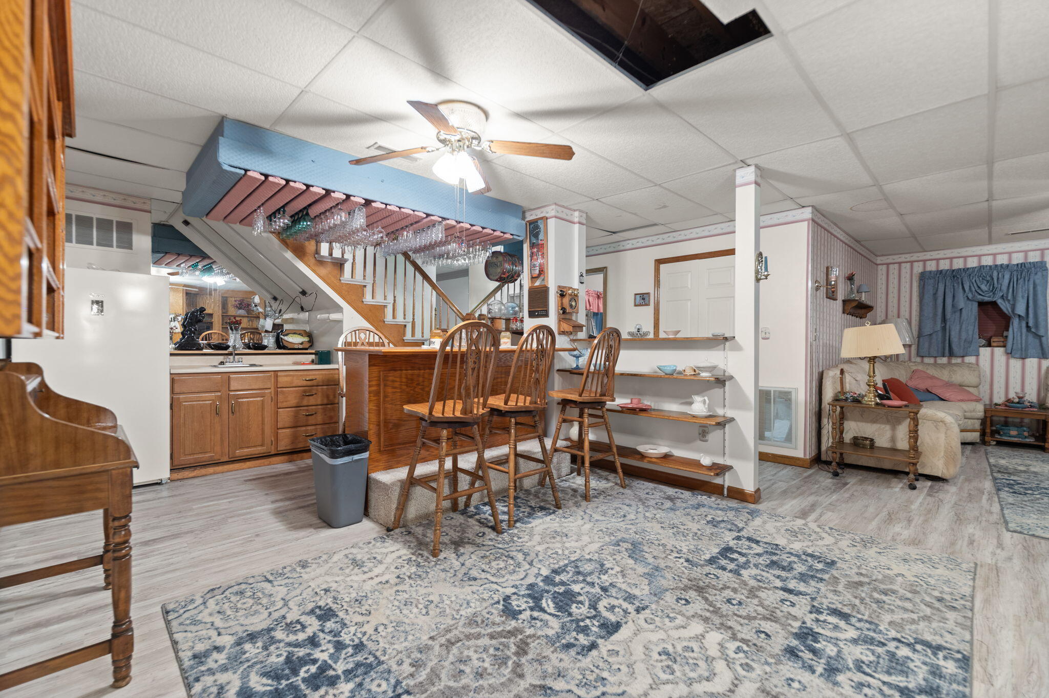 Clay City, Kentucky 40312, United States, 10 Bedrooms Bedrooms, ,10 BathroomsBathrooms,Residential,Active,223383