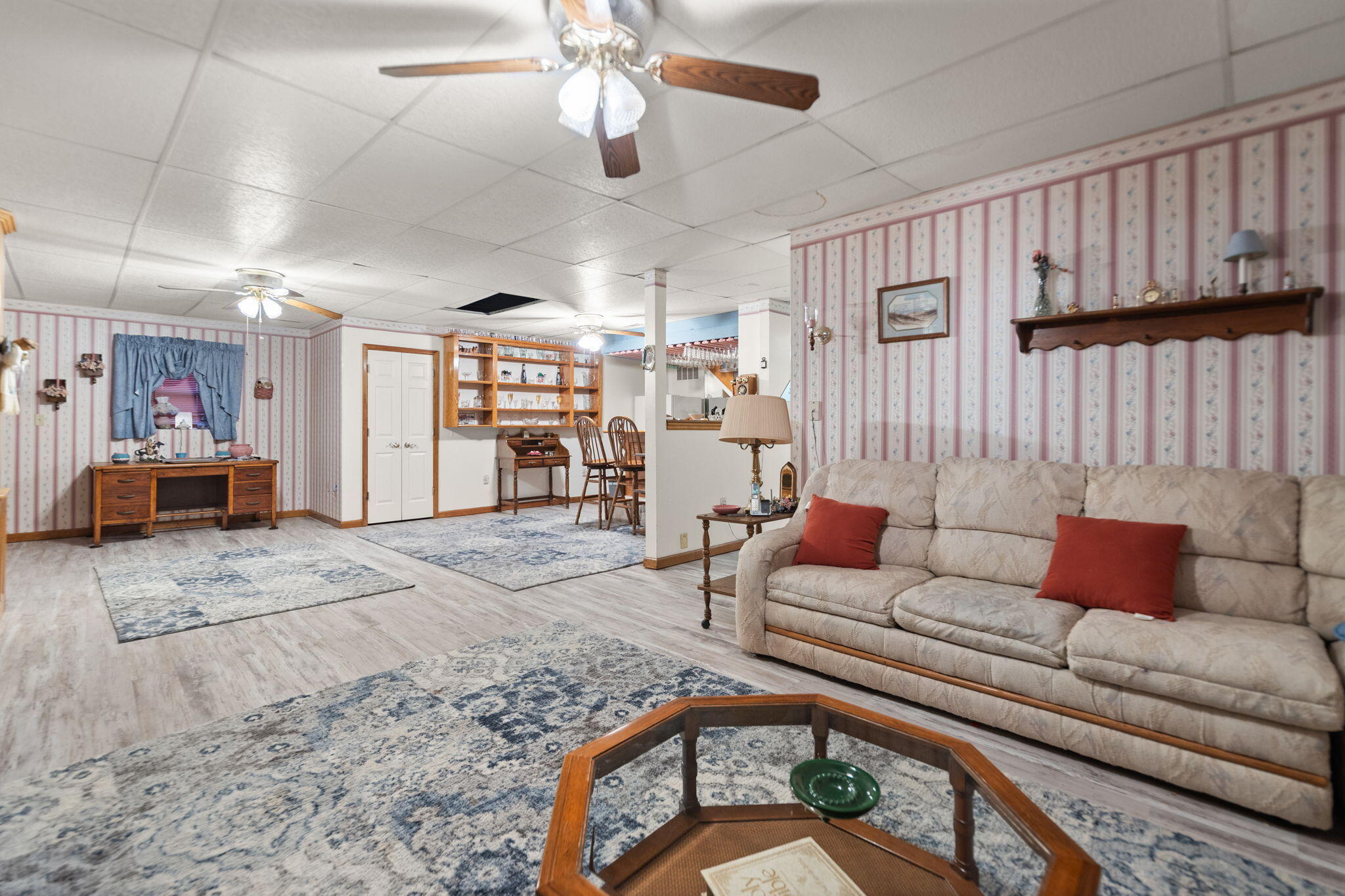 Clay City, Kentucky 40312, United States, 10 Bedrooms Bedrooms, ,10 BathroomsBathrooms,Residential,Active,223383