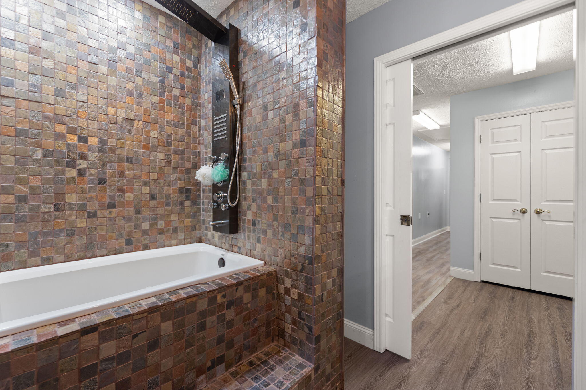 Clay City, Kentucky 40312, United States, 10 Bedrooms Bedrooms, ,10 BathroomsBathrooms,Residential,Active,223383