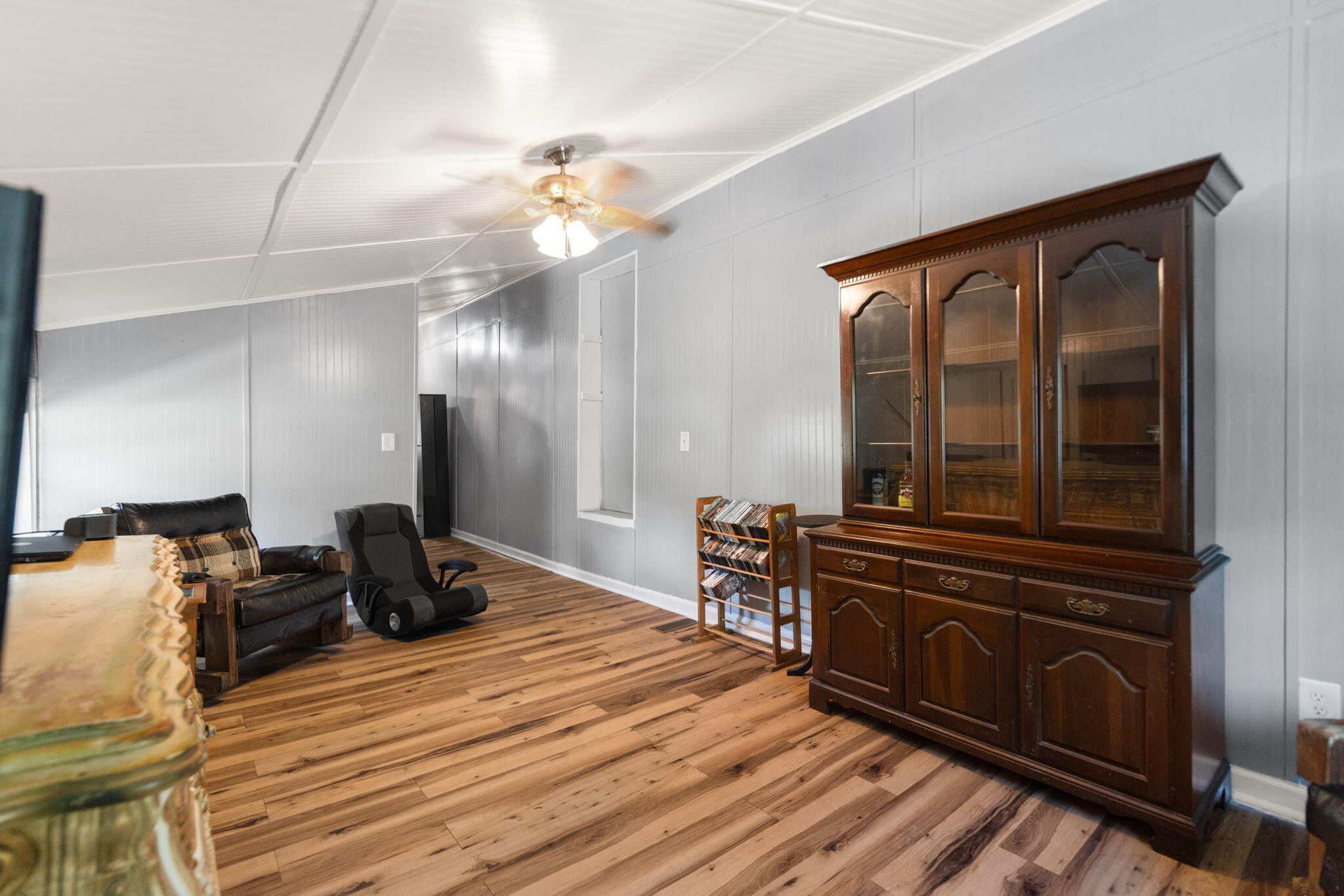 Clay City, Kentucky 40312, United States, 10 Bedrooms Bedrooms, ,10 BathroomsBathrooms,Residential,Active,223383