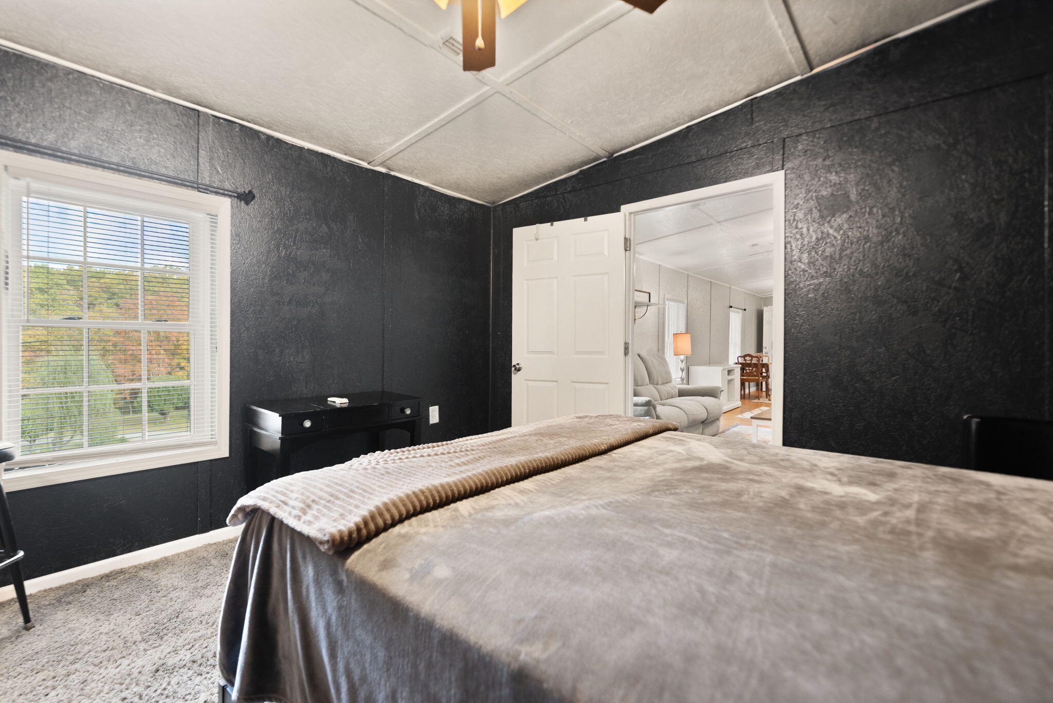 Clay City, Kentucky 40312, United States, 10 Bedrooms Bedrooms, ,10 BathroomsBathrooms,Residential,Active,223383