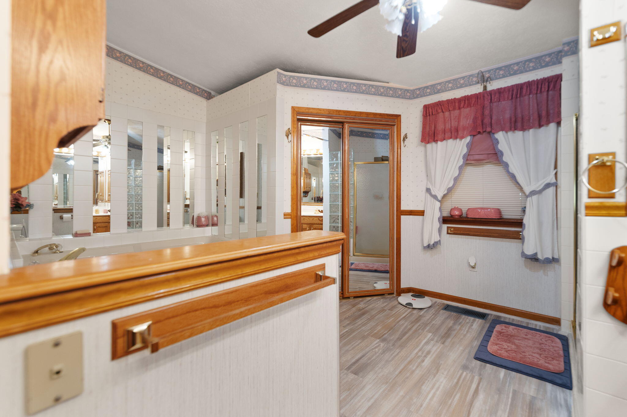 Clay City, Kentucky 40312, United States, 10 Bedrooms Bedrooms, ,10 BathroomsBathrooms,Residential,Active,223383