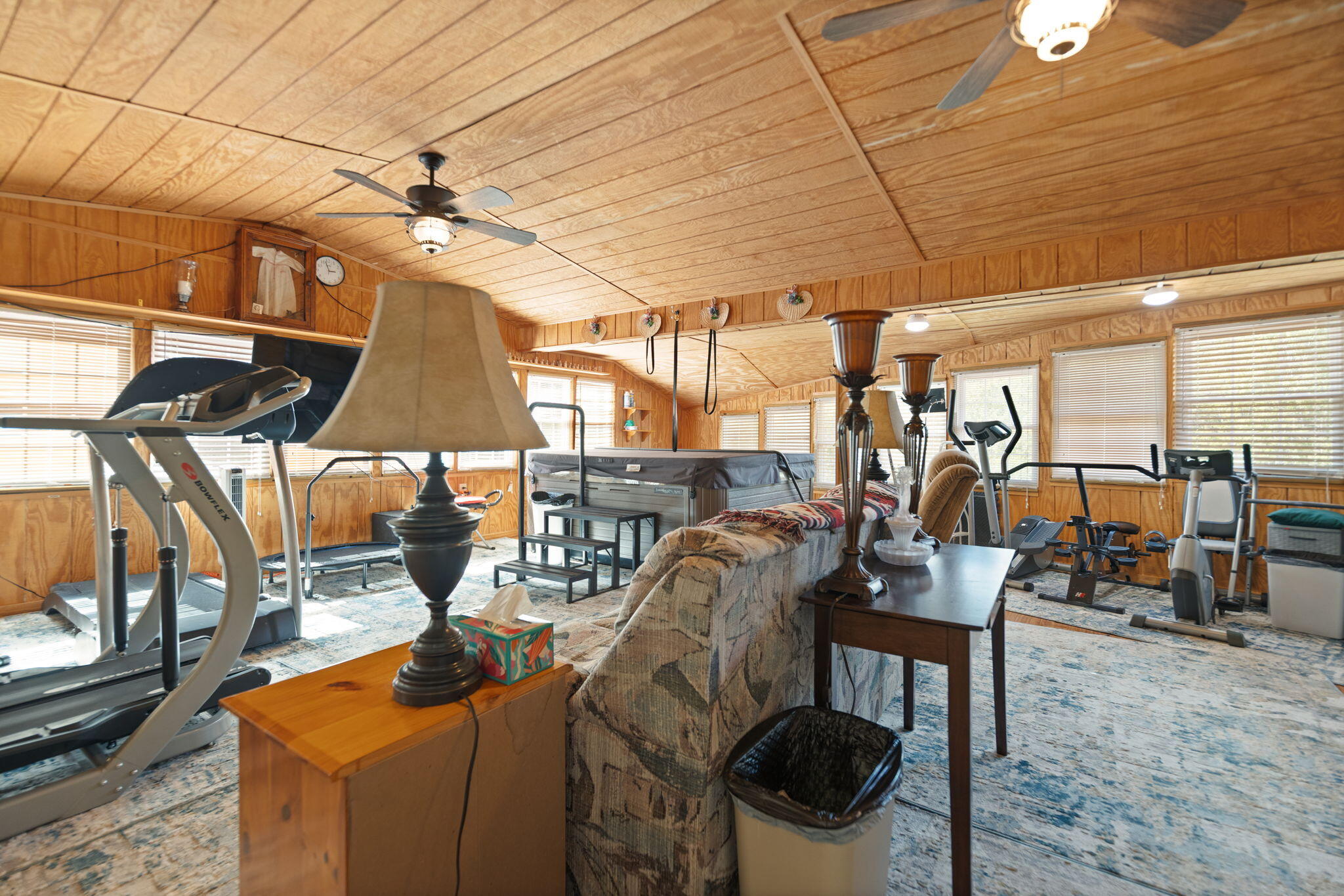 Clay City, Kentucky 40312, United States, 10 Bedrooms Bedrooms, ,10 BathroomsBathrooms,Residential,Active,223383