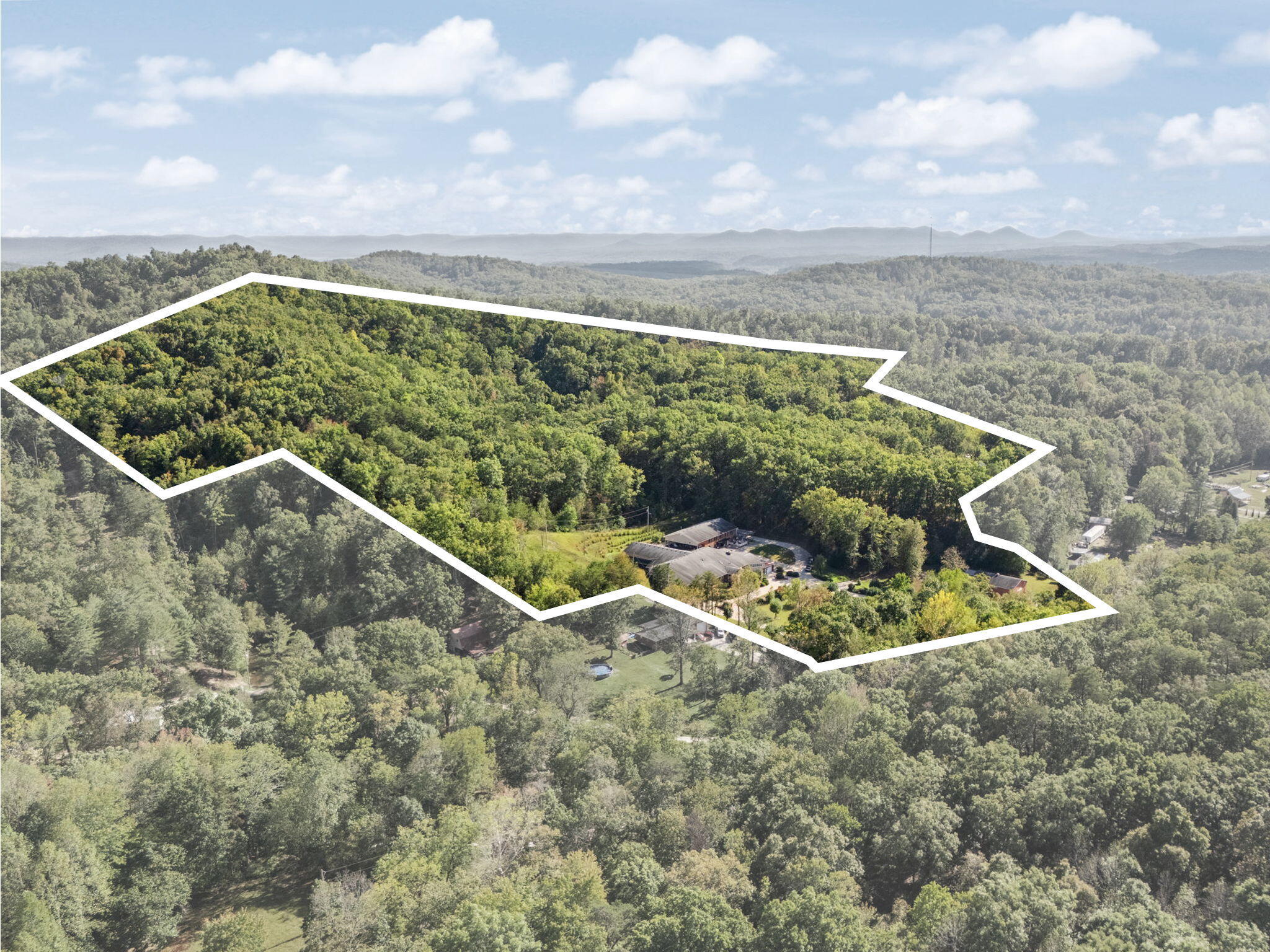 Clay City, Kentucky 40312, United States, 10 Bedrooms Bedrooms, ,10 BathroomsBathrooms,Residential,Active,223383