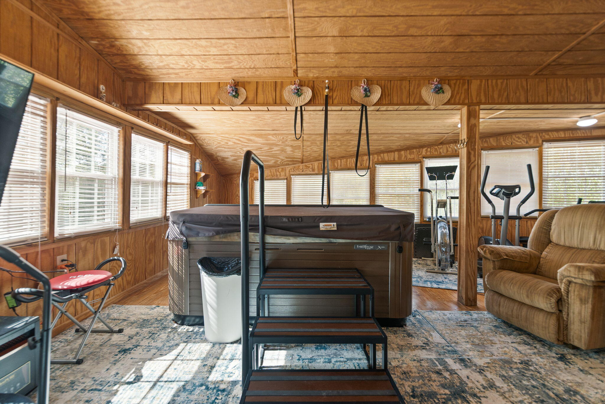 Clay City, Kentucky 40312, United States, 10 Bedrooms Bedrooms, ,10 BathroomsBathrooms,Residential,Active,223383