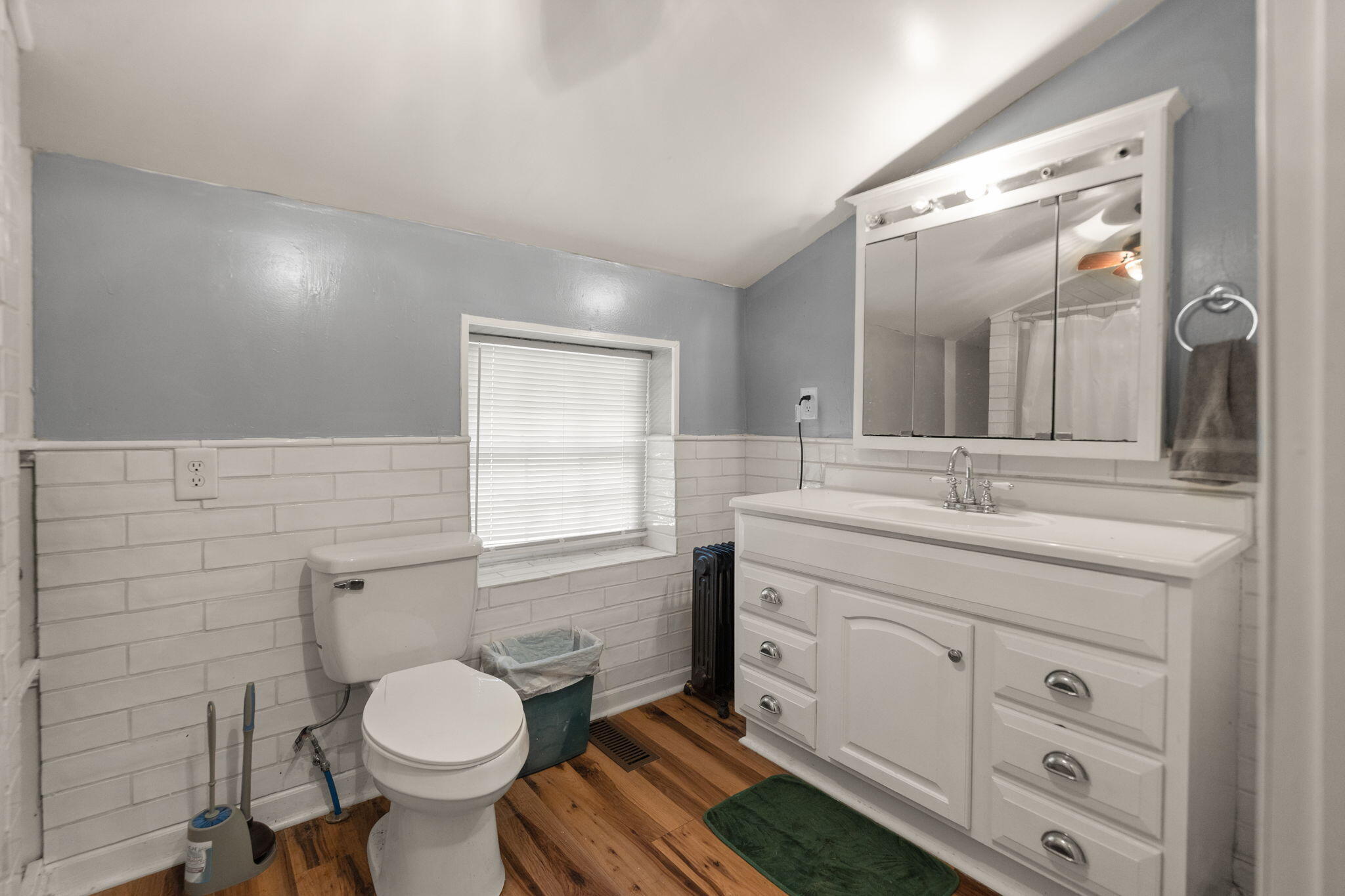 Clay City, Kentucky 40312, United States, 10 Bedrooms Bedrooms, ,10 BathroomsBathrooms,Residential,Active,223383