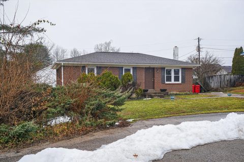 Property photo of 115 Coolbrook Drive, Frankfort, KY 40601