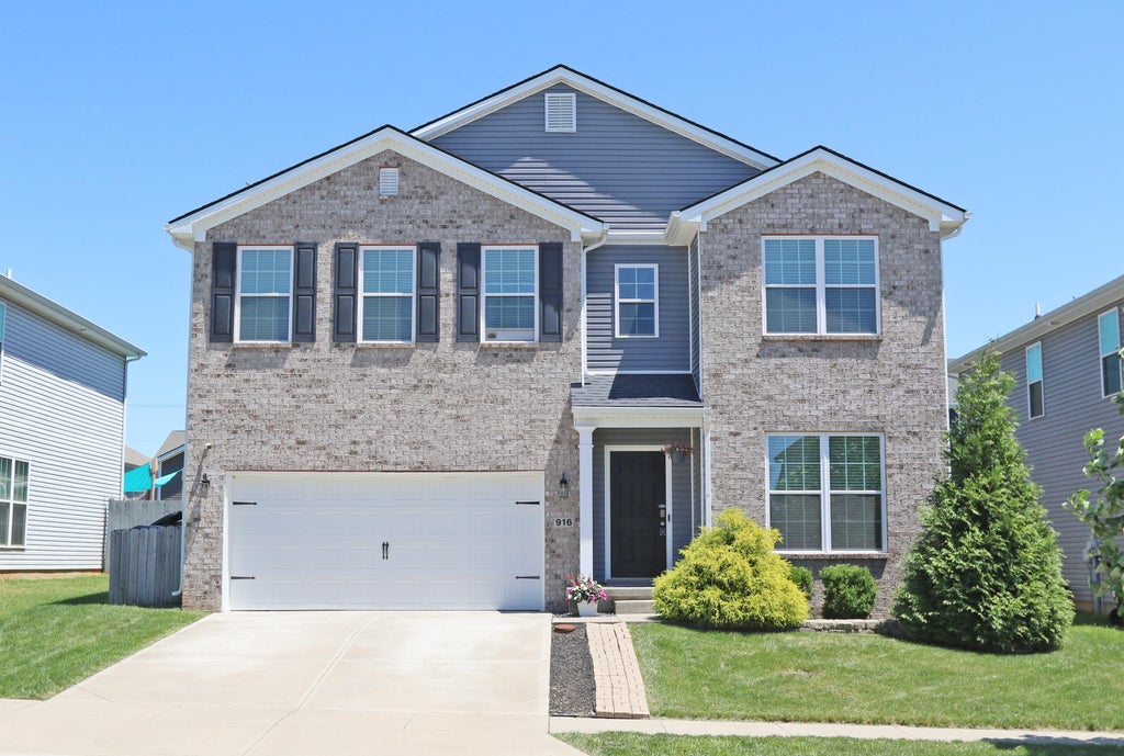 Photo of 916 Thomas Park, Lexington, KY 40511 (MLS # 26012690)