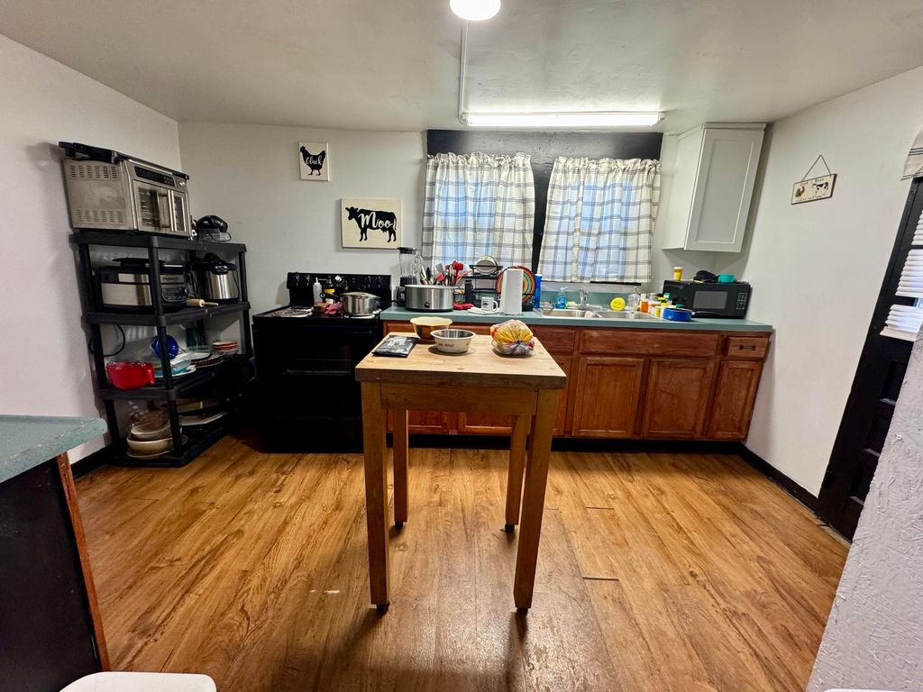 Photo of 356 Hill Street, Richmond, KY 40475 (MLS # 25505275)