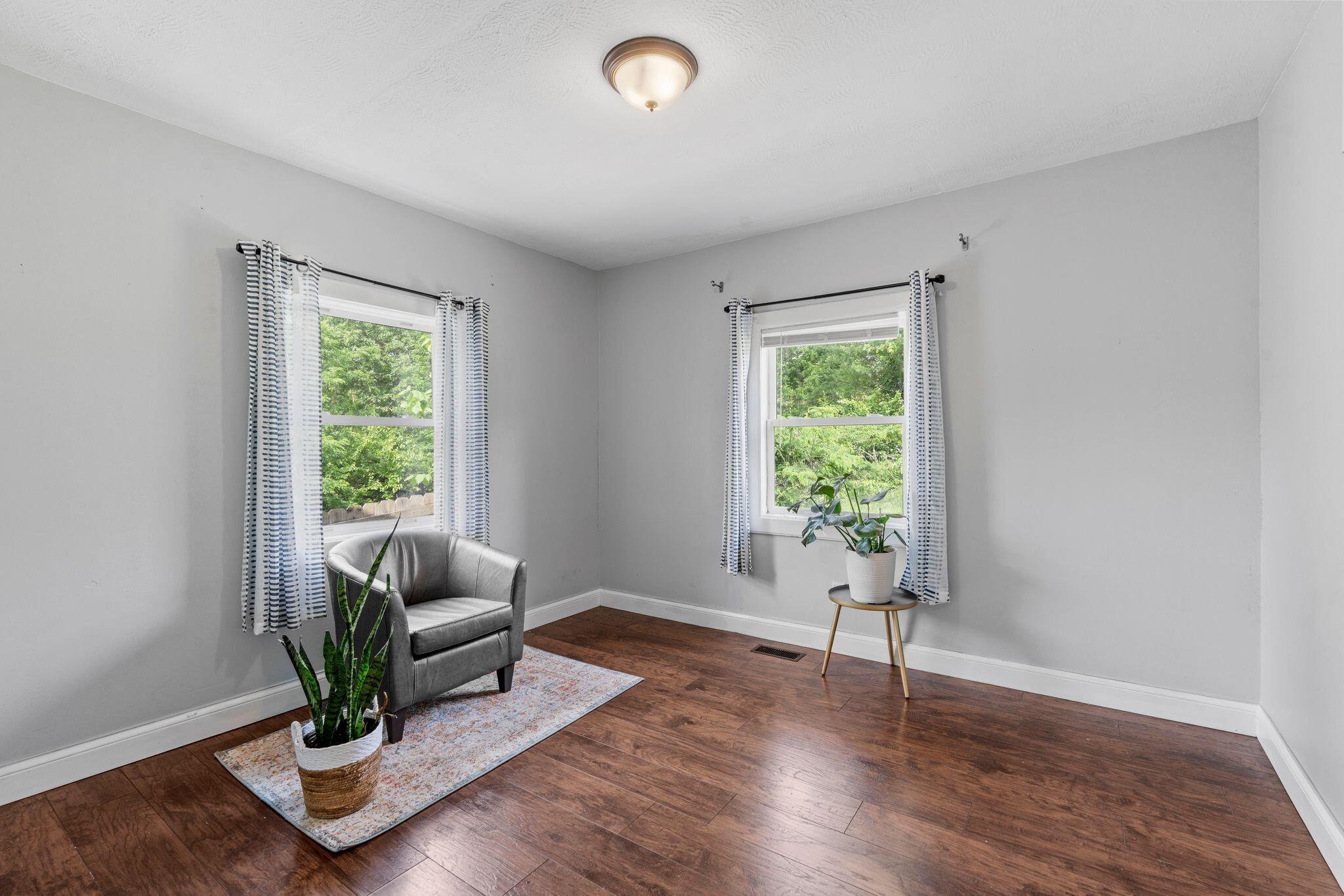 Richmond, Kentucky 40475, United States, 3 Bedrooms Bedrooms, ,1 BathroomBathrooms,Residential,Active,139954