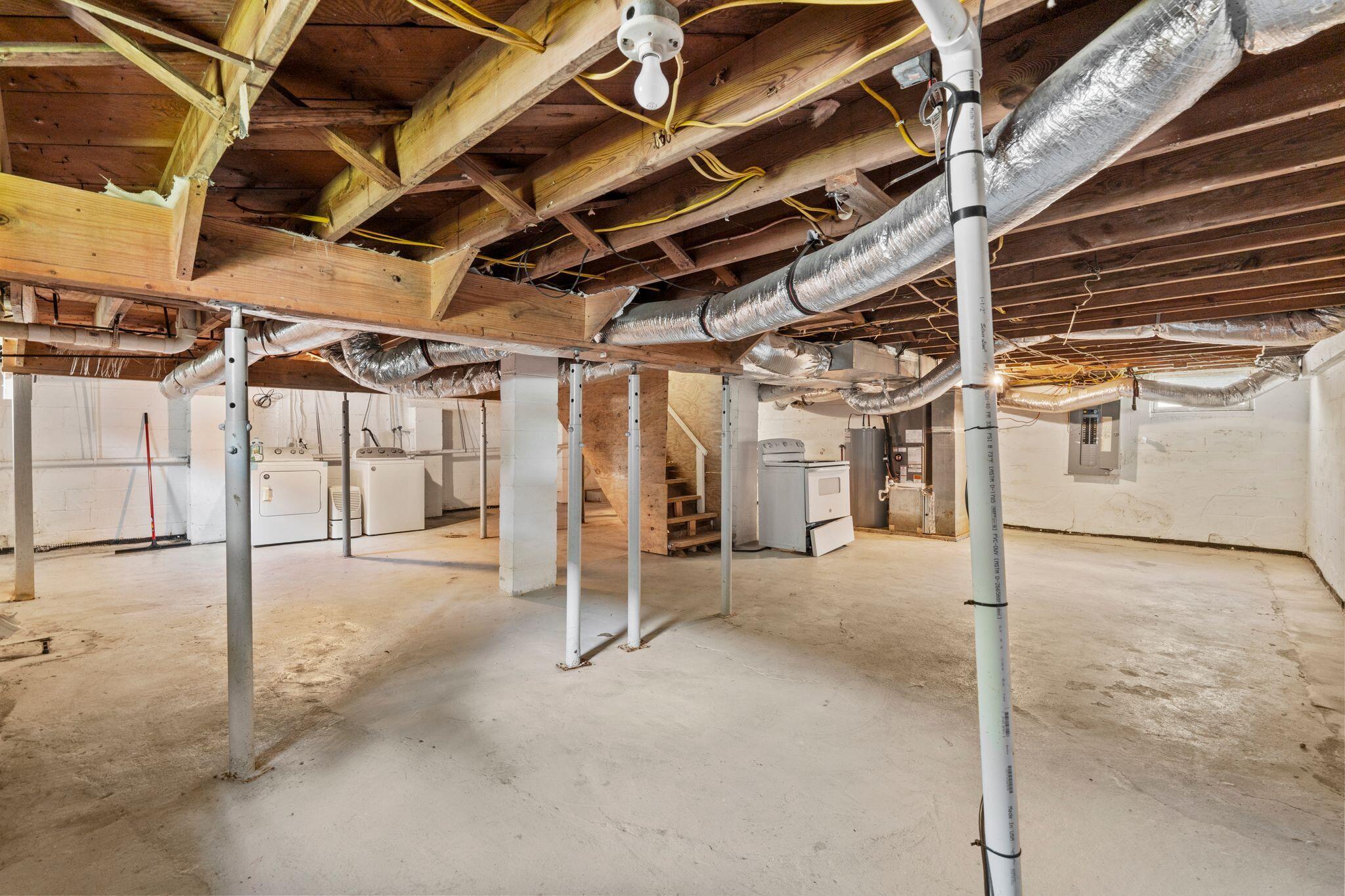 Richmond, Kentucky 40475, United States, 3 Bedrooms Bedrooms, ,1 BathroomBathrooms,Residential,Active,139954