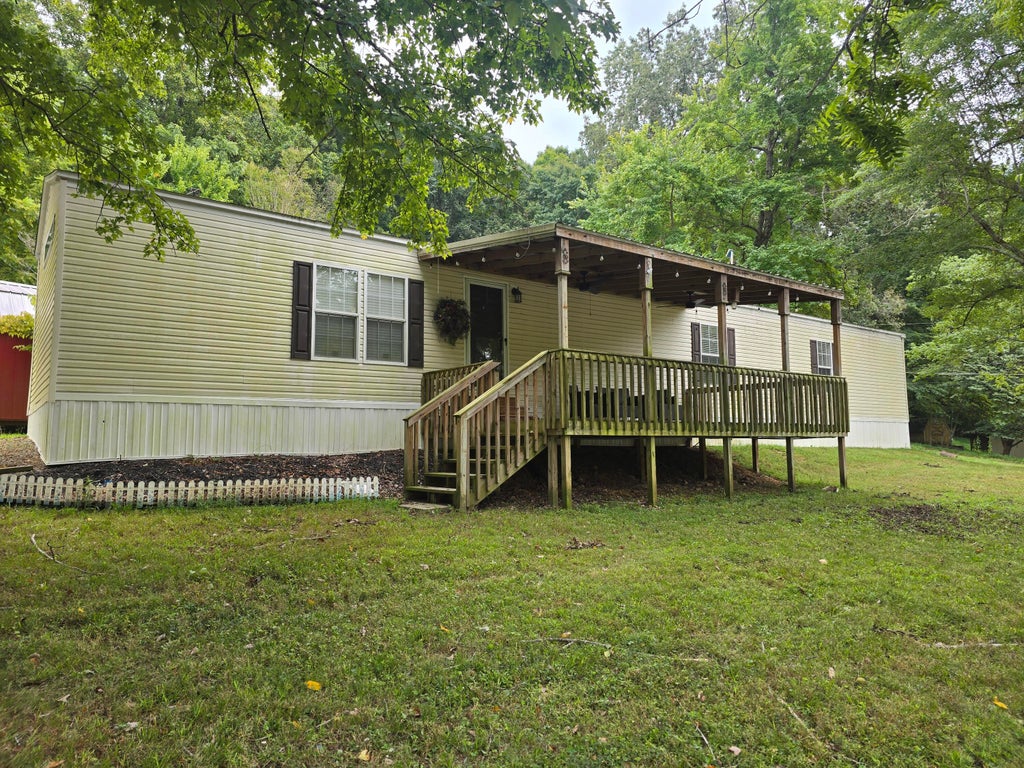 Photo of 53 Warbler Court, Eddyville, KY 42038 (MLS # 26025515)