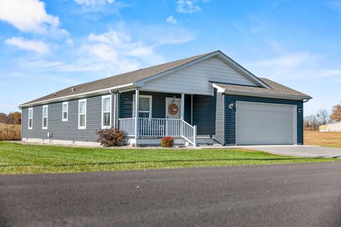 Photo of 59 Village Lane, Russell Springs, KY 42642 (MLS # 25506728)