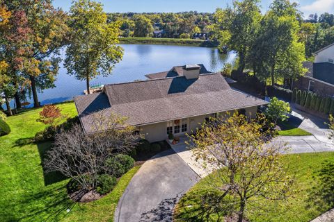 Photo of 2109 Lakeside Drive, Lexington, KY 40502 (MLS # 25504209)