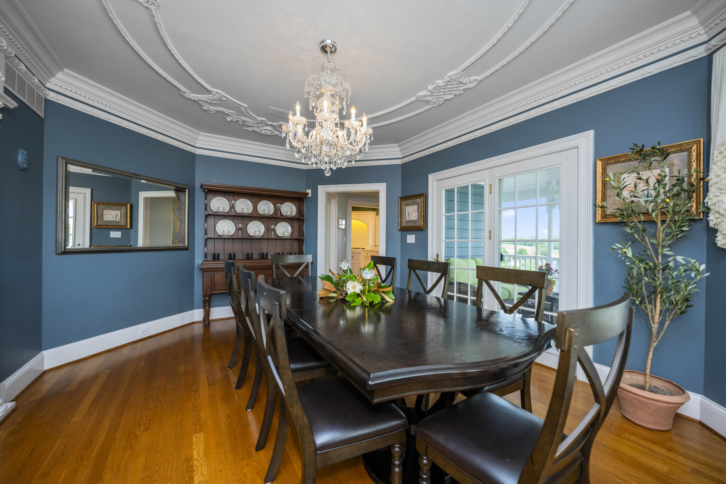 Winchester, Kentucky 40391, United States, 5 Bedrooms Bedrooms, ,6 BathroomsBathrooms,Residential,Active,151838