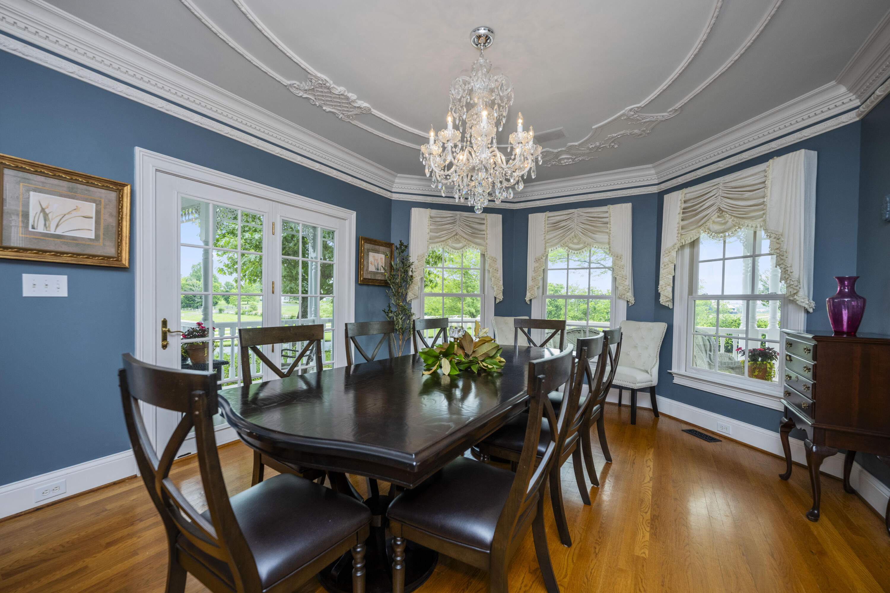 Winchester, Kentucky 40391, United States, 5 Bedrooms Bedrooms, ,6 BathroomsBathrooms,Residential,Active,151838