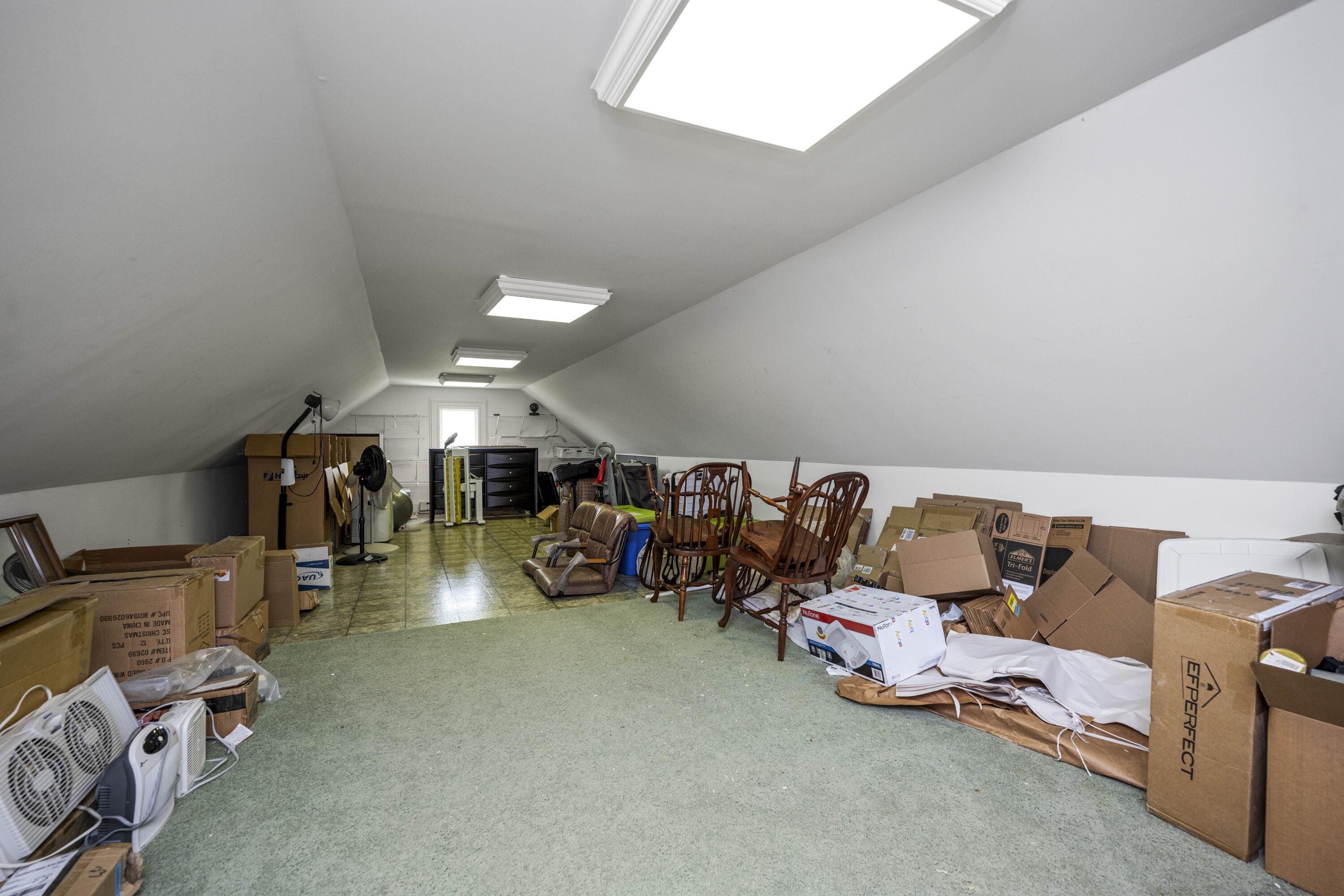 Winchester, Kentucky 40391, United States, 5 Bedrooms Bedrooms, ,6 BathroomsBathrooms,Residential,Active,151838