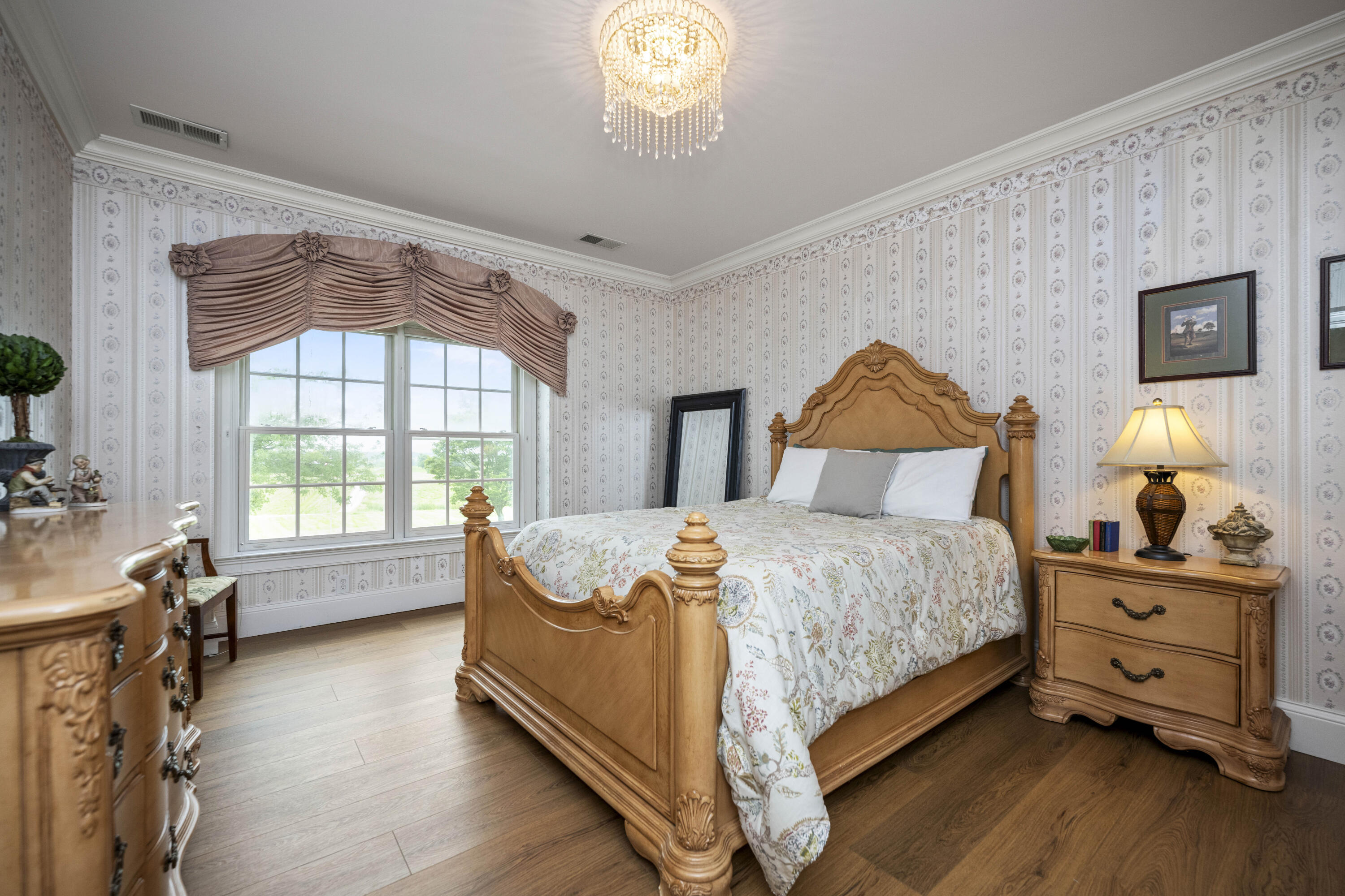 Winchester, Kentucky 40391, United States, 5 Bedrooms Bedrooms, ,6 BathroomsBathrooms,Residential,Active,151838